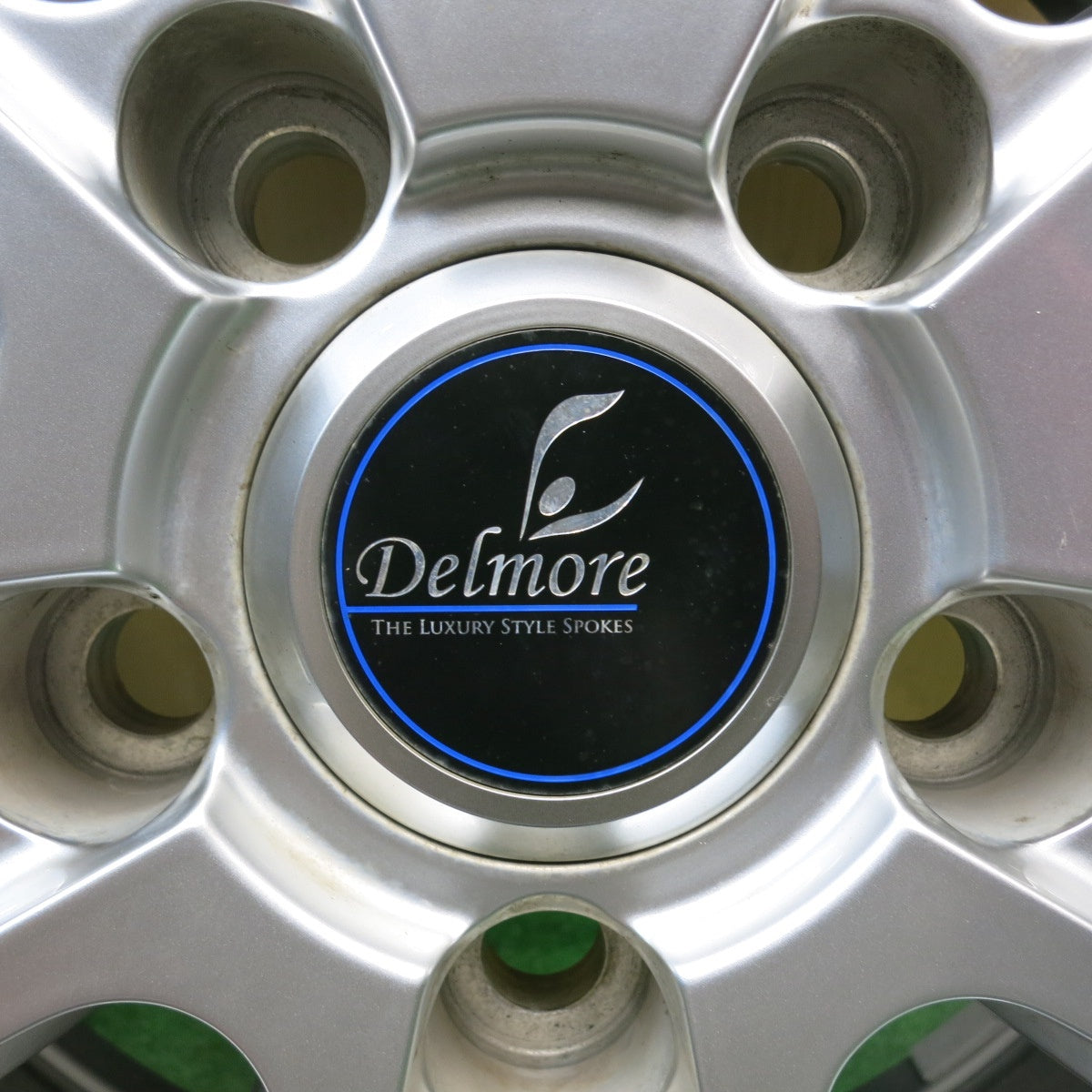 キレイ★レクサス LX 等 285/50R20 スタッドレス ブリヂストン ブリザック DM-V3 Delmore デルモア 20インチ PCD150/5H★5091405HAス