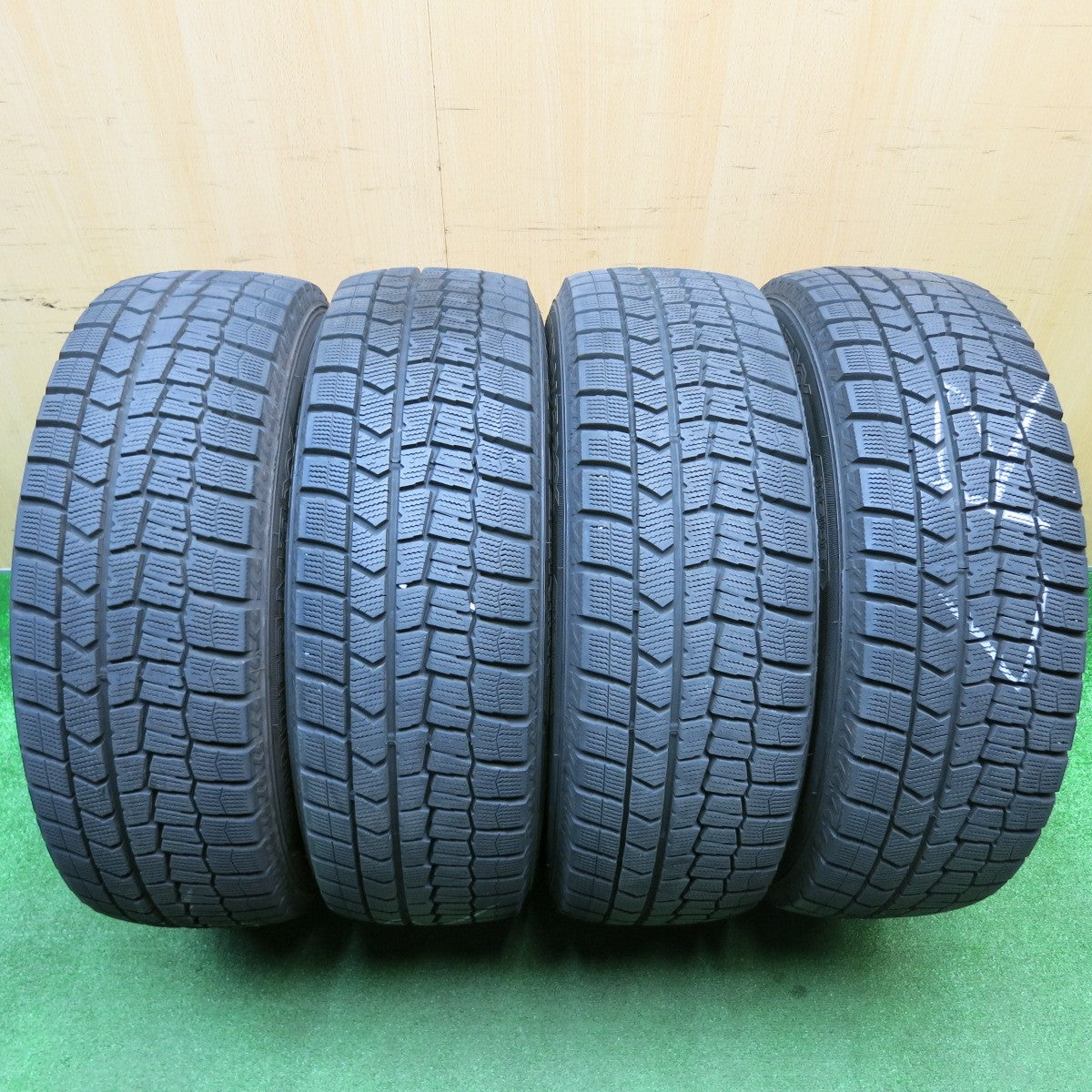 バリ溝!23年!9.5分★スタッドレス 225/60R17 ダンロップ ウインターマックス WM02 FINAL SPEED MiD ファイナルスピード 17インチ PCD114.3/5H★5113008HAス