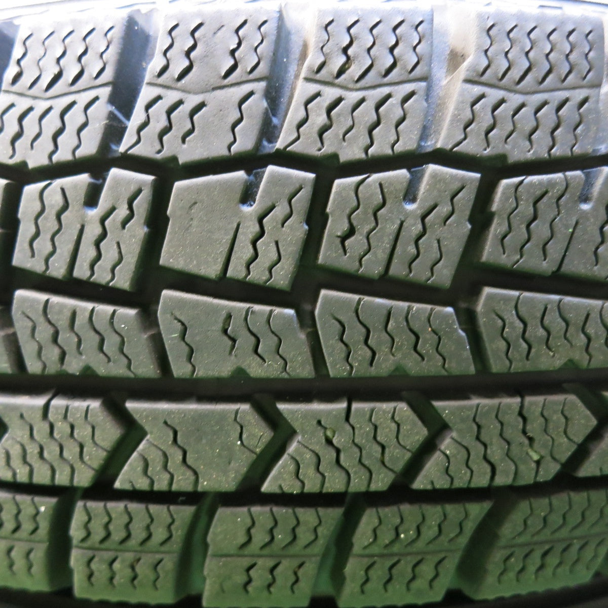 キレイ★スタッドレス 145/80R13 ダンロップ ウインターマックス WM02 スチール ホイール 13インチ PCD100 110 114.3/4H マルチ★5062703HAス