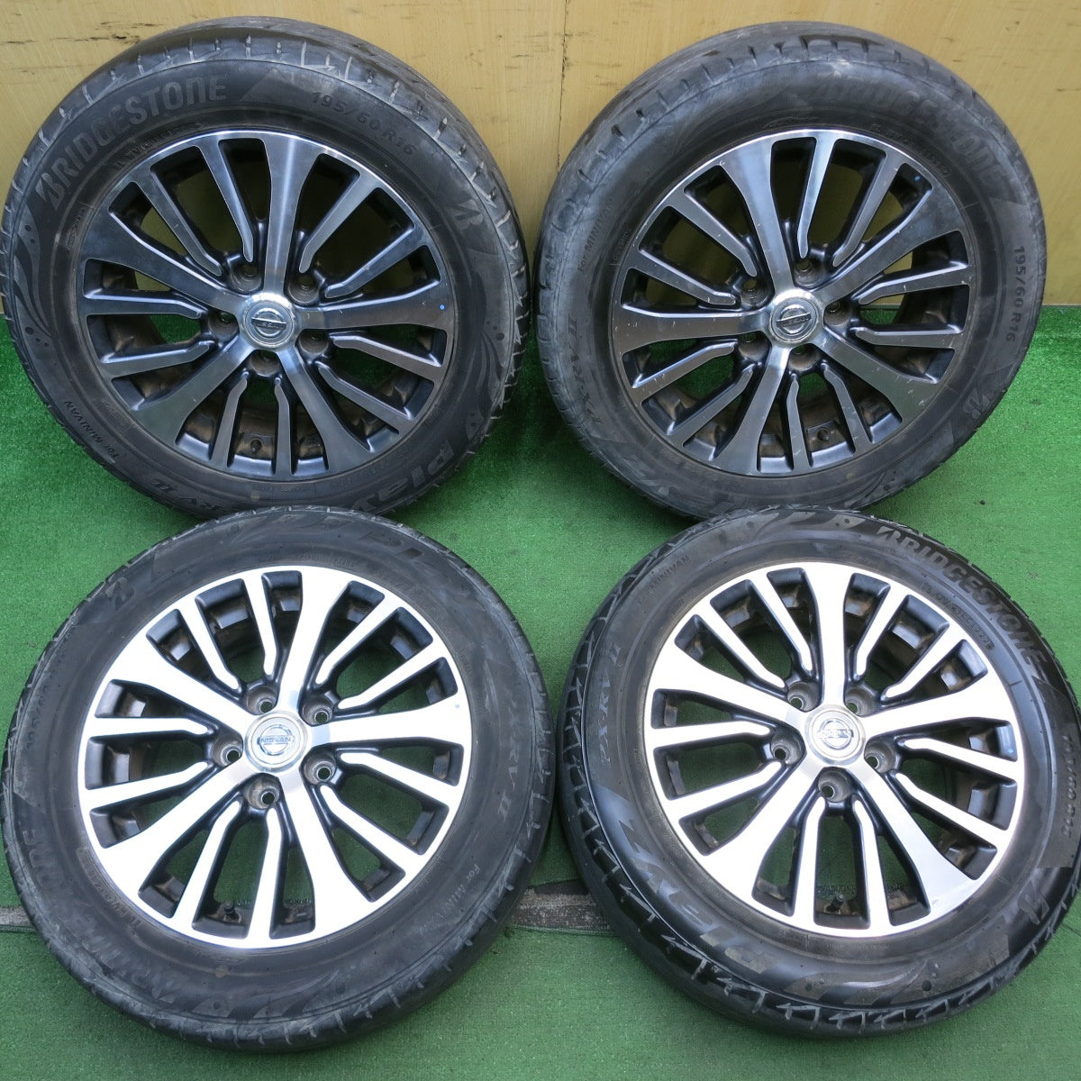 バリ溝!22年!9分★日産 C26 セレナ ハイウェイスター 純正 195/60R16 ブリヂストン プレイズ PX-RV2 16インチ PCD114.3/5H★5061602AKノ