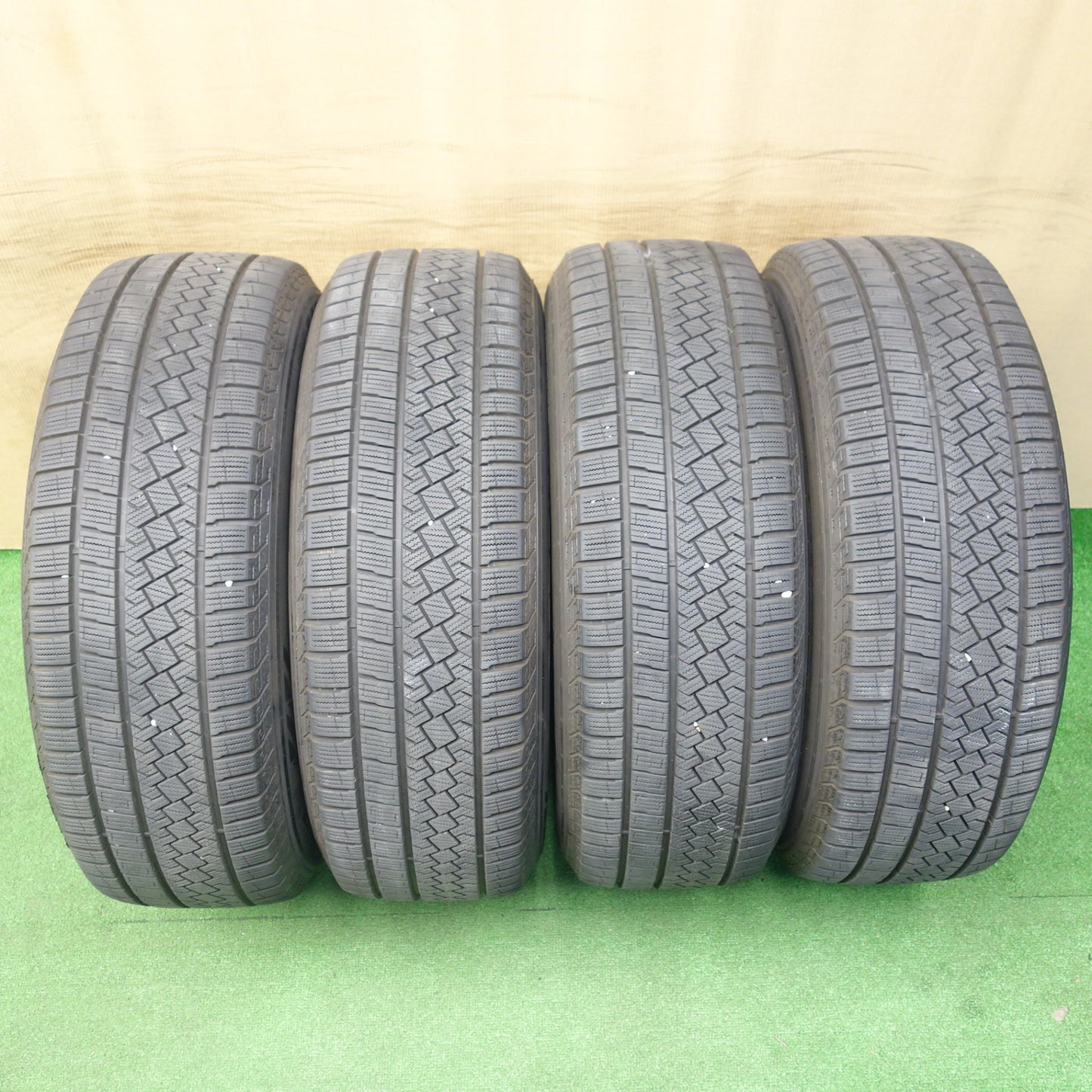 バリ溝!22年!9分★スタッドレス 225/65R17 ピレリ アイスゼロ アシンメトリコ VELVA SPORT ヴェルヴァ スポーツ 17インチ PCD114.3/5H★6031201KTス