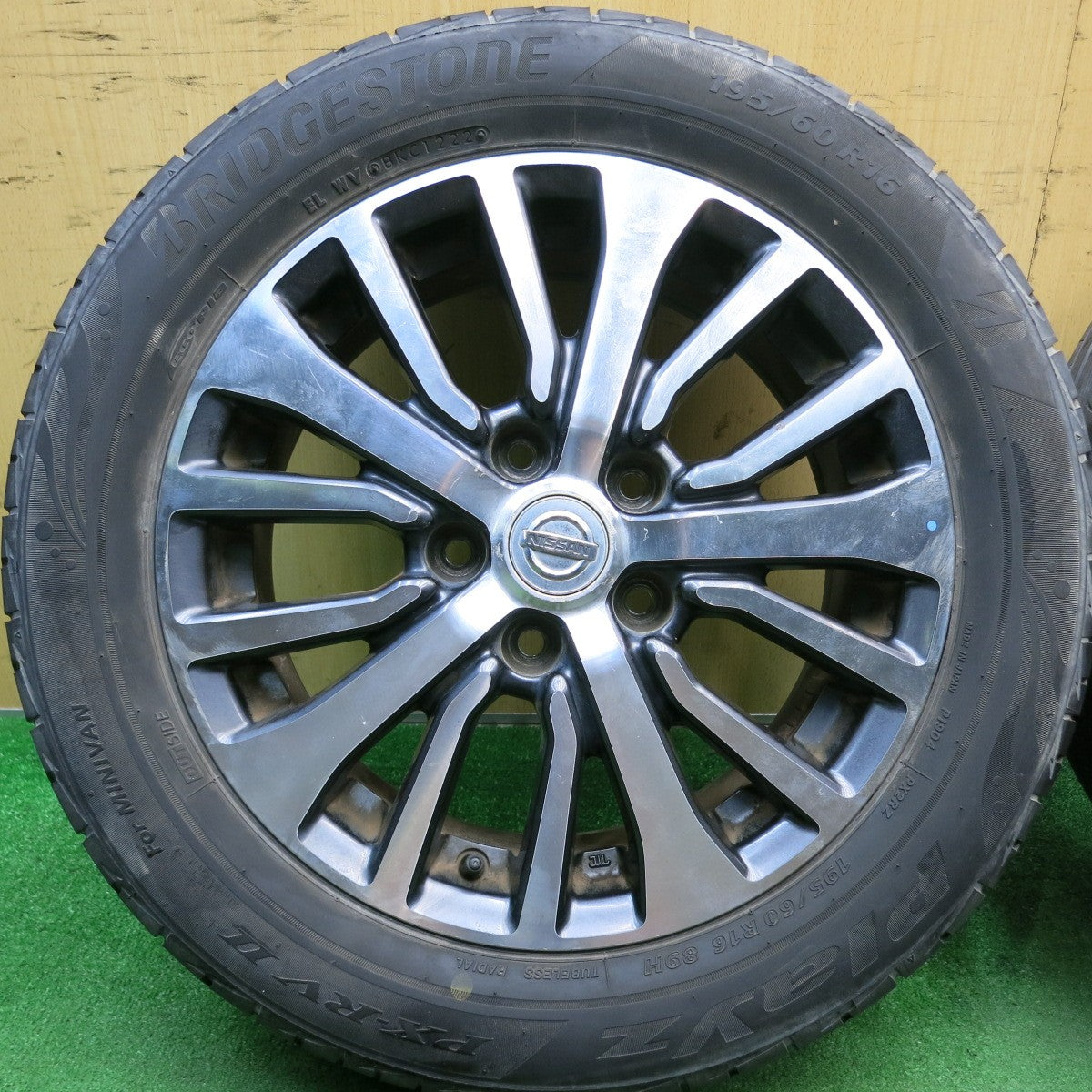 バリ溝!22年!9分★日産 C26 セレナ ハイウェイスター 純正 195/60R16 ブリヂストン プレイズ PX-RV2 16インチ PCD114.3/5H★5061602AKノ