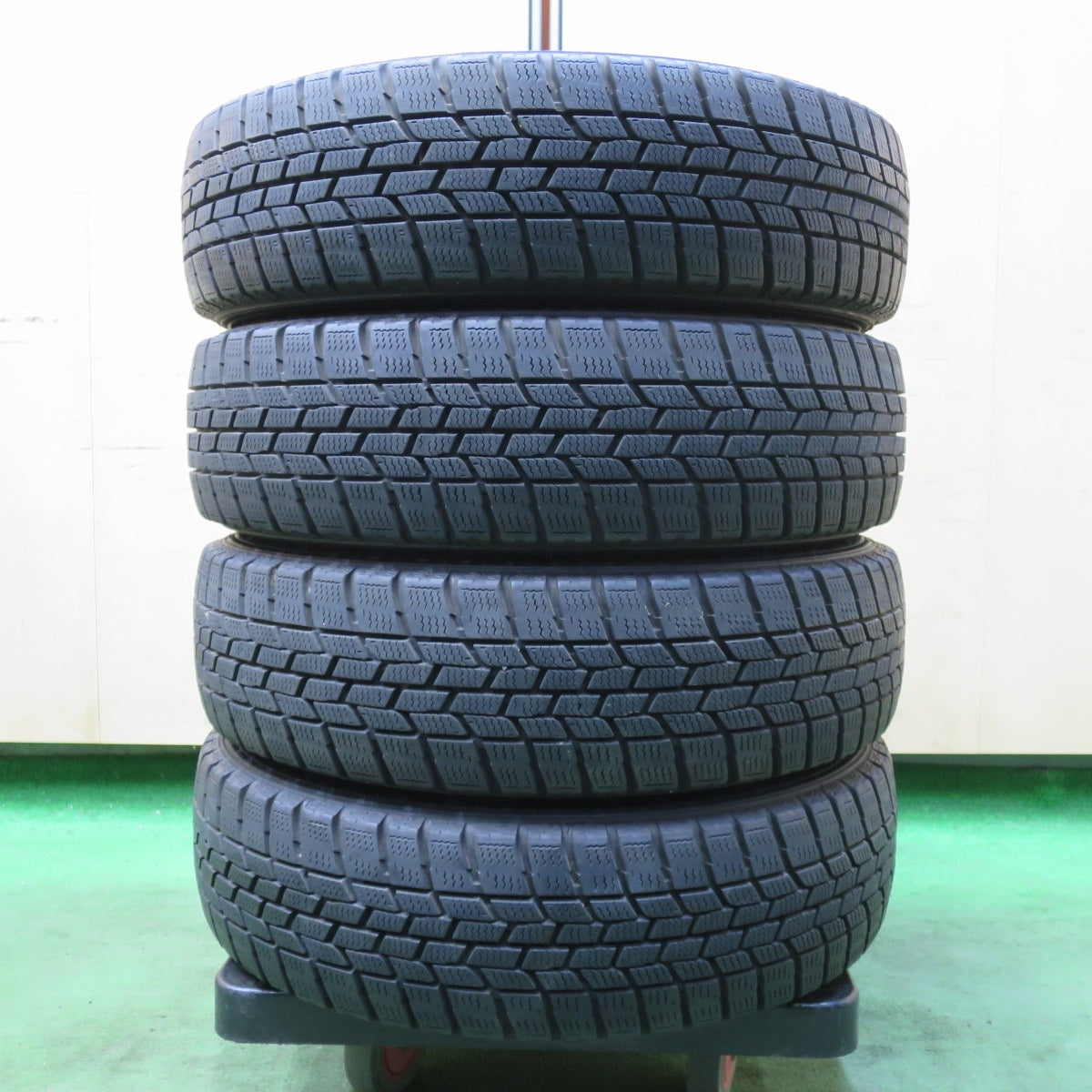 バリ溝!キレイ!9分★スタッドレス 155/65R14 グッドイヤー アイスナビ6 TEAD テッド 14インチ PCD100/4H★5042105イス