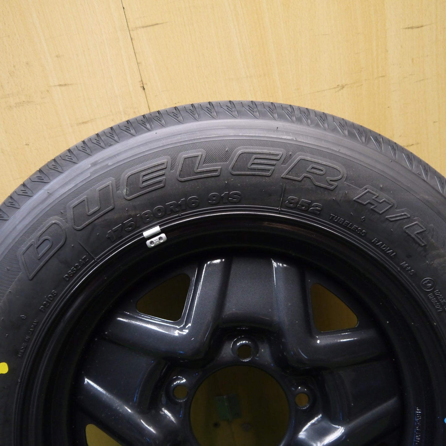 新車外し!22年!1本★スズキ JB64 W ジムニー 純正 スチール 175/80R16 ブリヂストン デューラー H/L 852 スペア 16インチ PCD139.7/5H★5090904Hノ