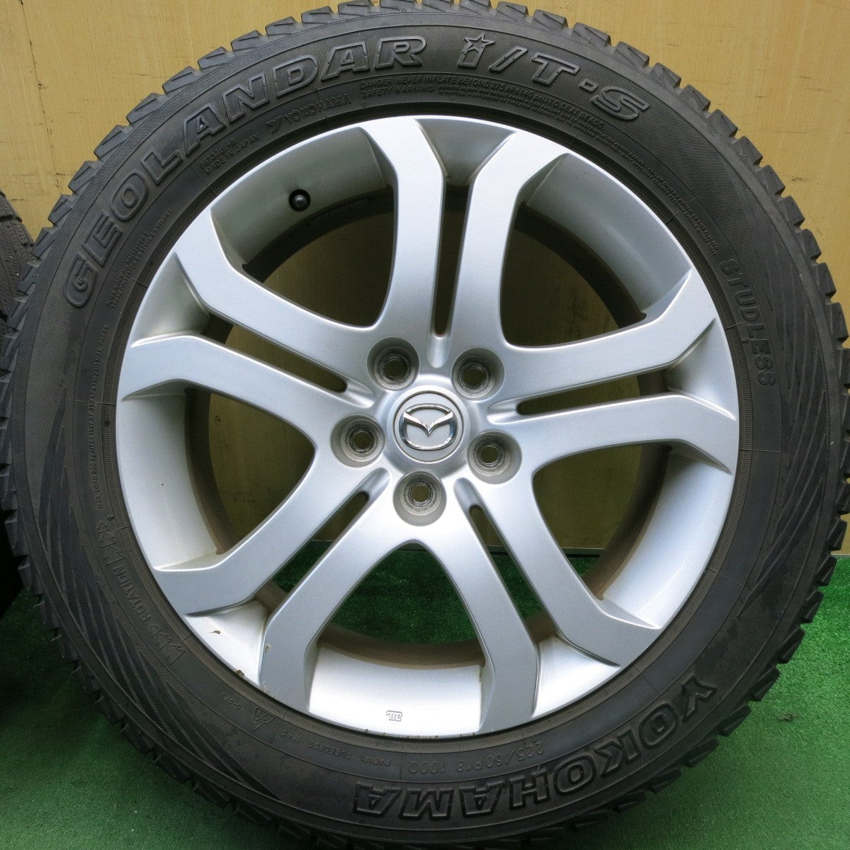 4本価格★マツダ MPV 純正 225/60R18 スタッドレス ヨコハマ ジオランダー i/T-S 18インチ PCD114.3/5H★5062904HAス