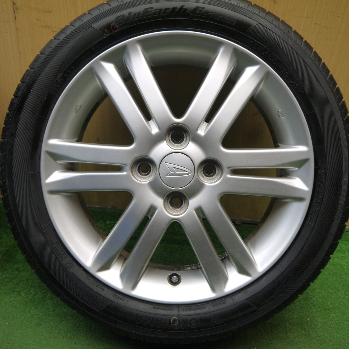 4本価格!24年★ダイハツ ムーヴ タント カスタム タフト 等 純正 165/55R15 ヨコハマ BluEarth-ES ES32 15インチ PCD100/4H★5061611Hノ