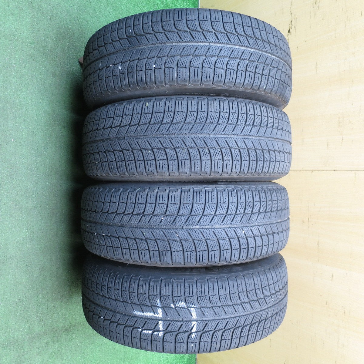 キレイ★スタッドレス 215/65R16 ミシュラン X-ICE3+ MiLLOUS ミルアス 16インチ PCD114.3/5H★5072705NJス