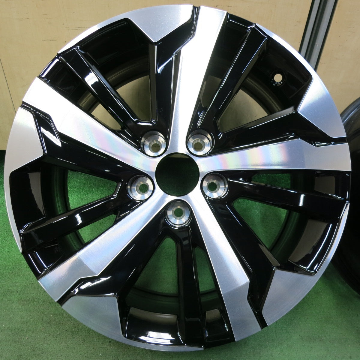 新車外し★プジョー リフター GT 純正 ホイール 17インチ 17×7J PEUGEOT PCD108/5H★5041806SYホ
