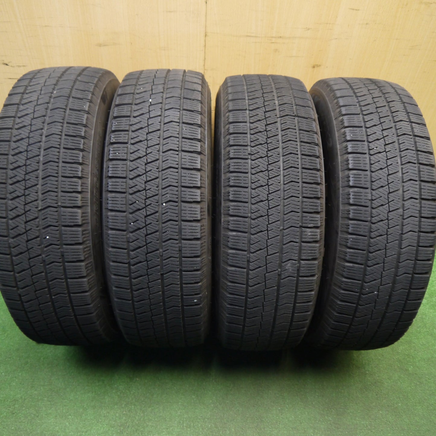 キレイ!21年★スタッドレス 195/65R15 ブリヂストン ブリザック VRX2 VELVA SPORT ヴェルヴァ 15インチ PCD114.3/5H★5121605Hス