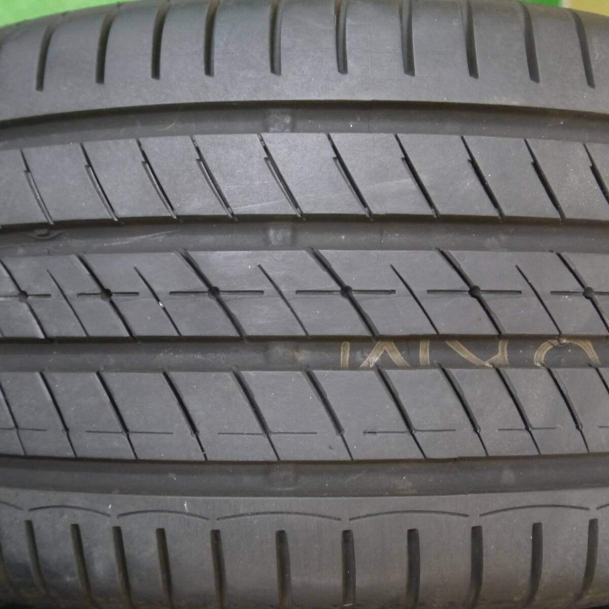 バリ溝 24年 9.5分以上★225/50R17 コンチネンタル ウルトラコンタクト UC7 17インチ ベンツ アウディ BMW等★4121305Hノタ