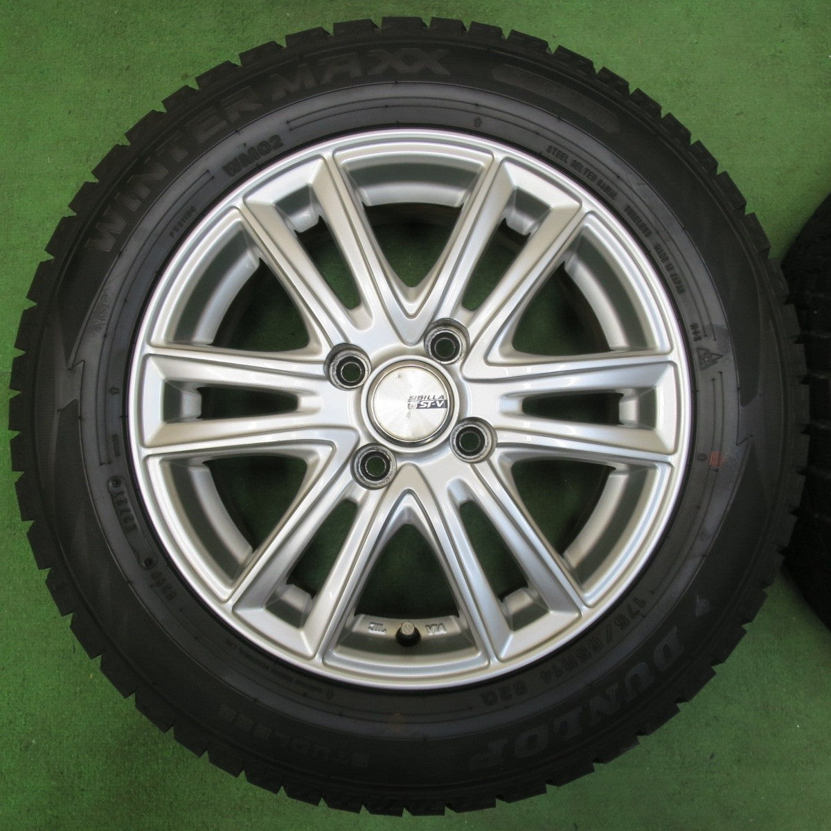 バリ溝!21年!キレイ!9.5分★スタッドレス 175/65R14 ダンロップ ウインターマックス WM02 SIBILLA NEXT ST-V シビラ 14インチ PCD100/4H★5012713イス