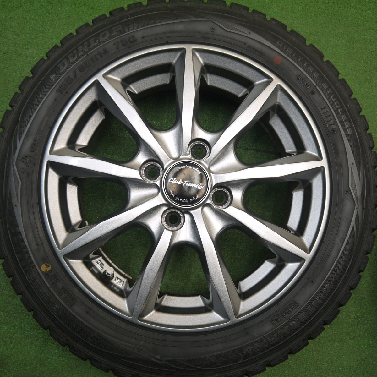 バリ溝!キレイ!8.5分★スタッドレス 155/65R14 ダンロップ ウインターマックス WM01 Club Family クラブファミリー 14インチ PCD100/4H★5120208Hス
