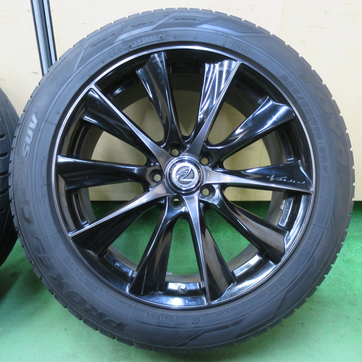 バリ溝!キレイ!9分★RAYS VERSUS BLACKLABEL Epyon 225/55R19 トーヨー プロクセス CF2 SUV レイズ ベルサス ブラックレーベル エピオン 19インチ PCD114.3/5H★5041201イノ