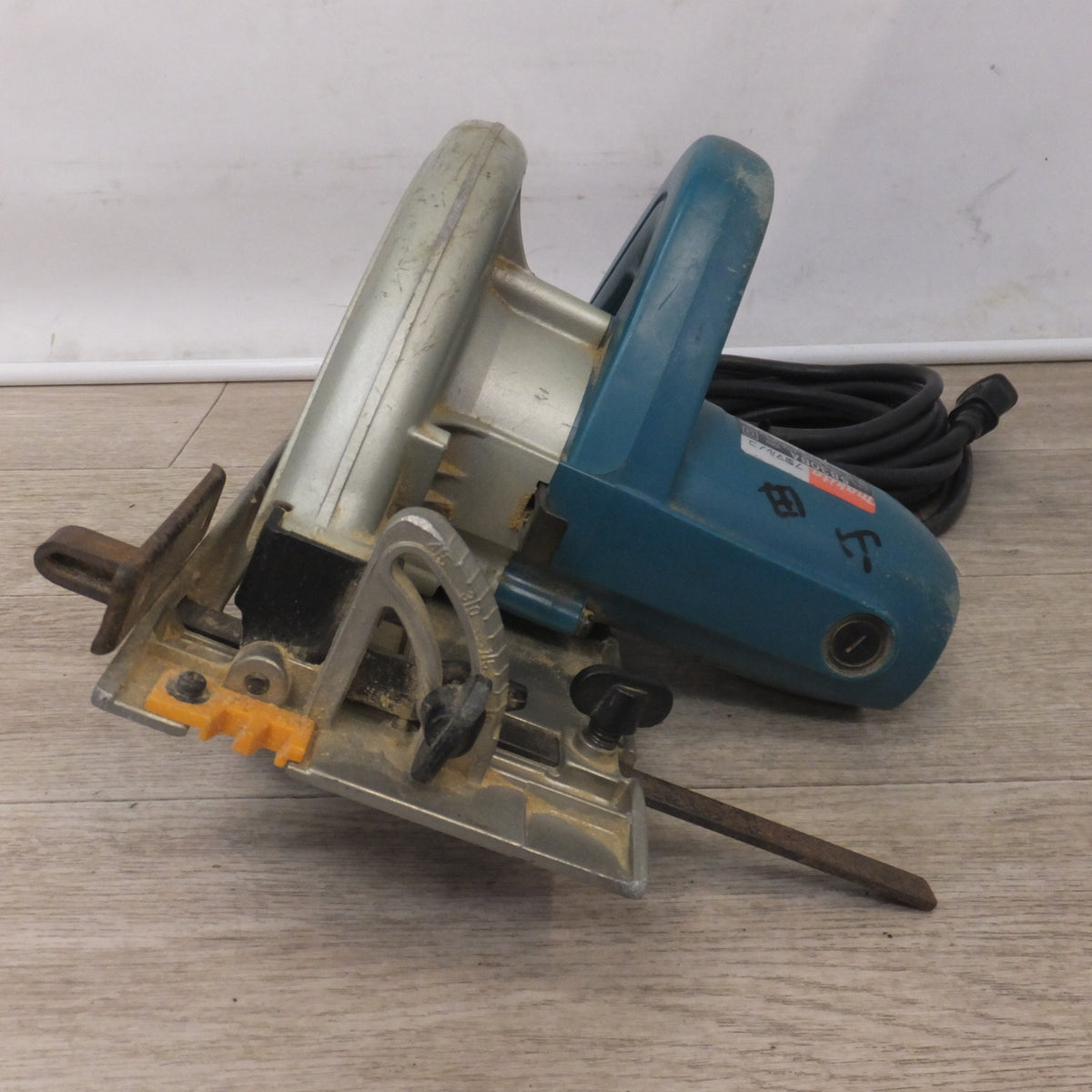 ★マキタ makita 7型マルノコ 5830BA 180~190mm 100V 11A 50-60Hz 1050W 木工用 超硬丸ノコ★