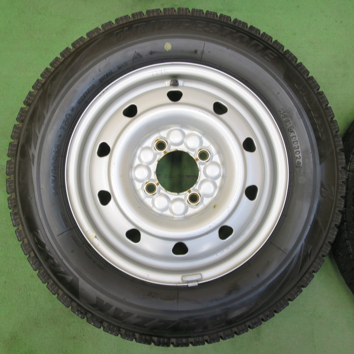 バリ溝!24年!ほぼ10分★スタッドレス 145/80R13 ブリヂストン ブリザック VRX2 TOPY スチール ホイール 13インチ PCD100/4H★5051504イス