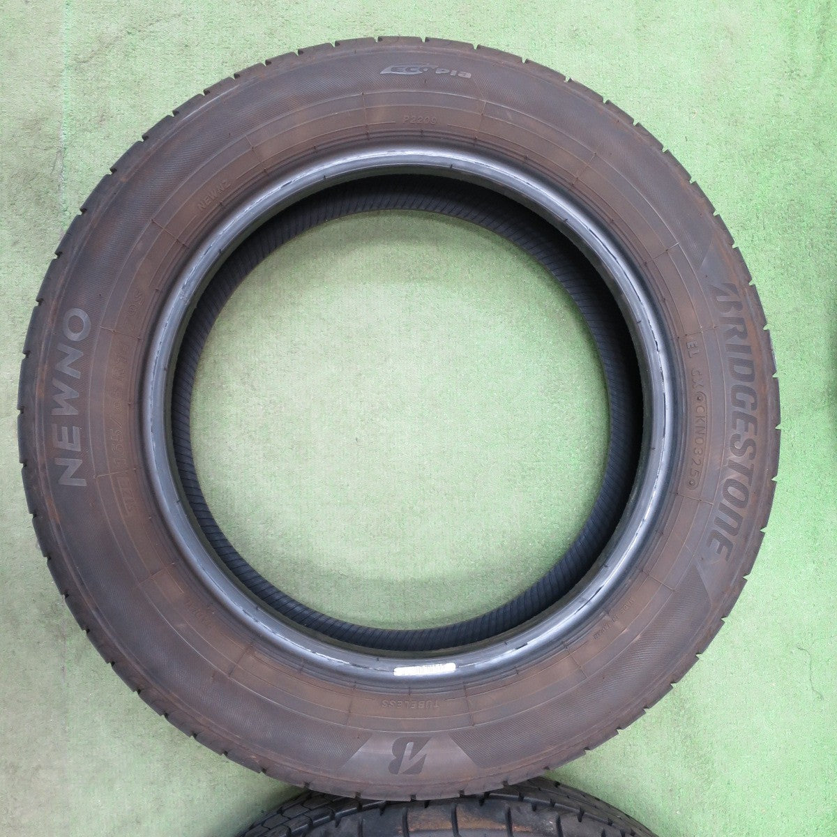 バリ溝!25年!8.5分◎165/65R14 ブリヂストン NEWNO ニューノ 14インチ タイヤ ソリオ ハスラー タンク 等◎6101905NGノタ