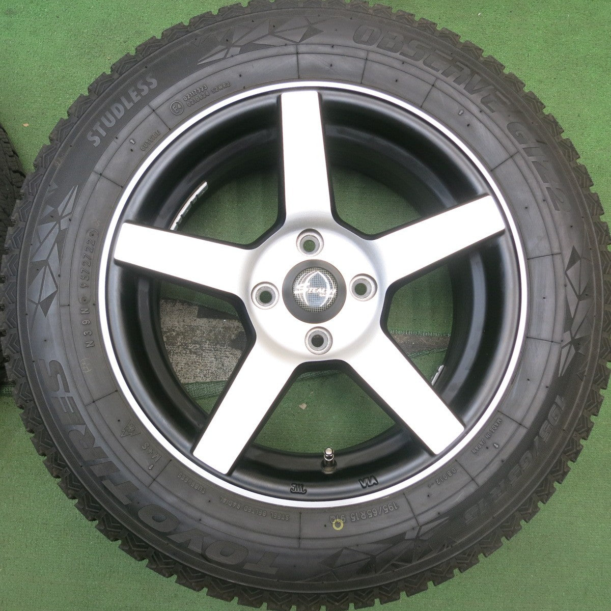 バリ溝!22年!キレイ!9.5分★STEALTH RACING SPEC-02 195/65R15 スタッドレス トーヨー オブザーブ GIZ2 ステルス レーシング 15インチ PCD100/4H★5100403HAス
