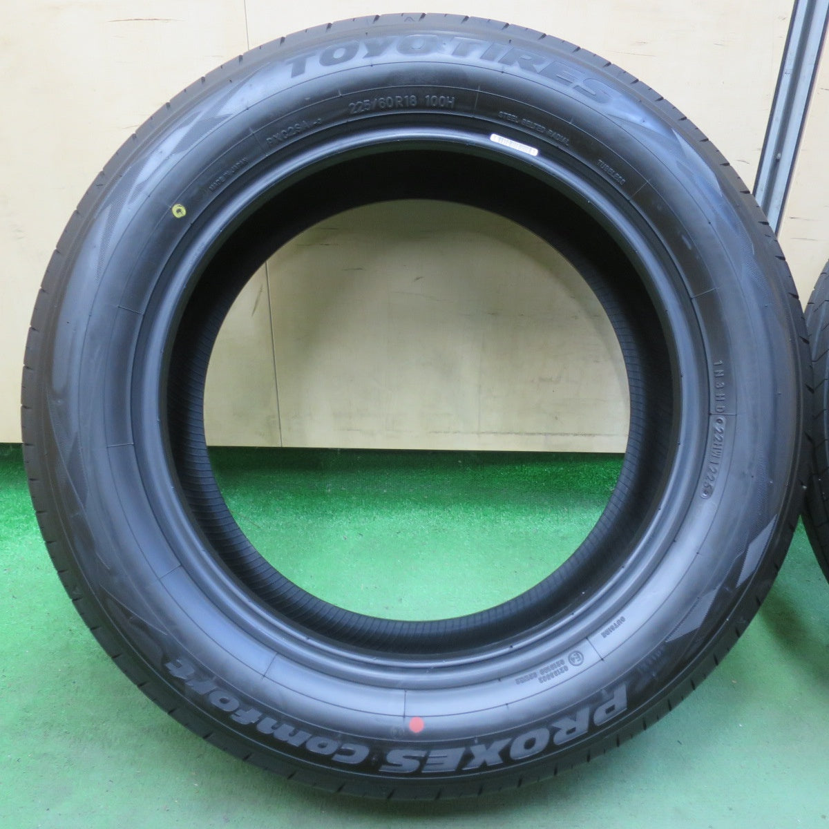 新車外し!25年★225/60R18 トーヨー プロクセス Comfort コンフォート タイヤ 18インチ 40系 アルファード ヴェルファイア 等★5110702イノタ