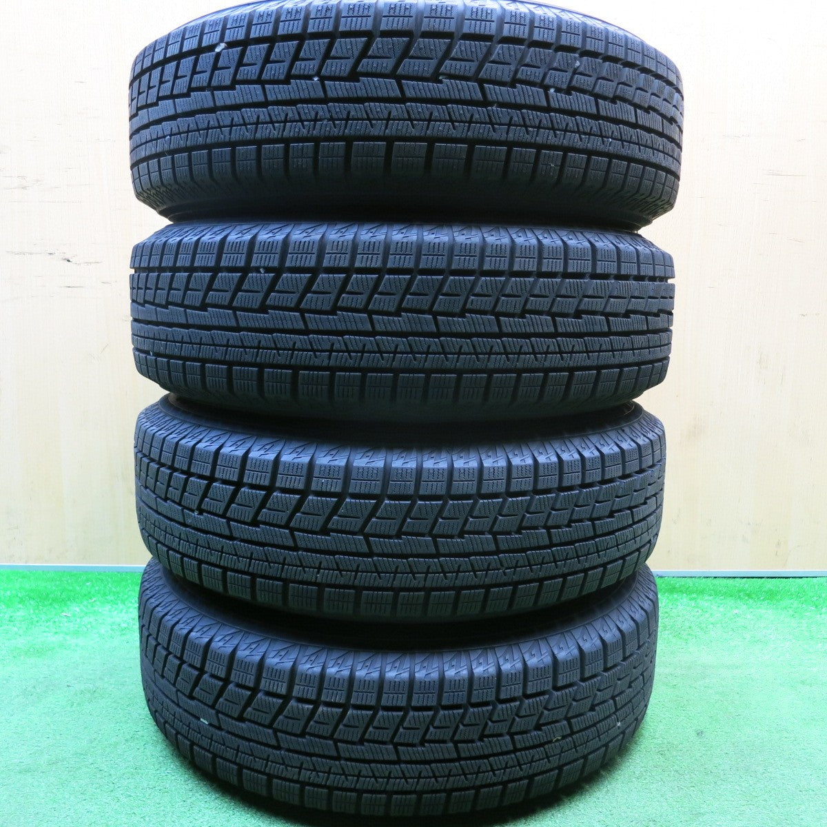 超バリ溝!22年!キレイ!ほぼ10分★スタッドレス 165/70R14 ヨコハマ アイスガード iG60 GRASS グラス 14インチ PCD100/4H★6010304HAス