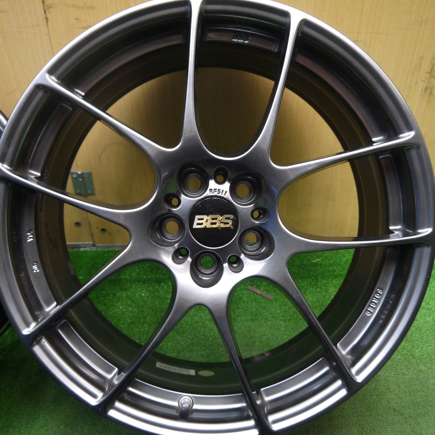 美品★BBS RF511 FORGED 18インチ 18×7.5J ハブリング付き PCD100/5H★5041801Hホ