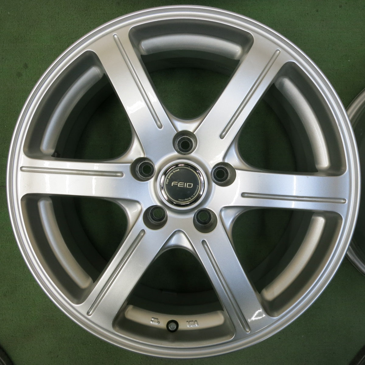 キレイ★FEID ブリヂストン製 17インチ ホイール 17×7J PCD114.3/5H★5051305SYホ