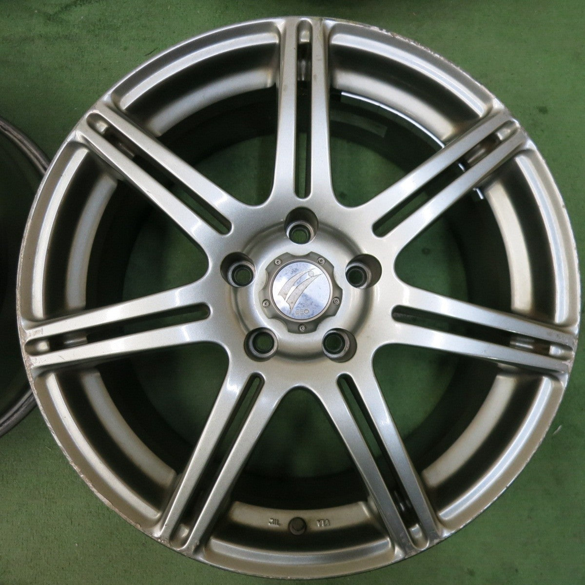 4本価格★BEO ホイール 17インチ ベオ 社外 アルミ 17×8JJ PCD114.3/5H★5021008SYホ