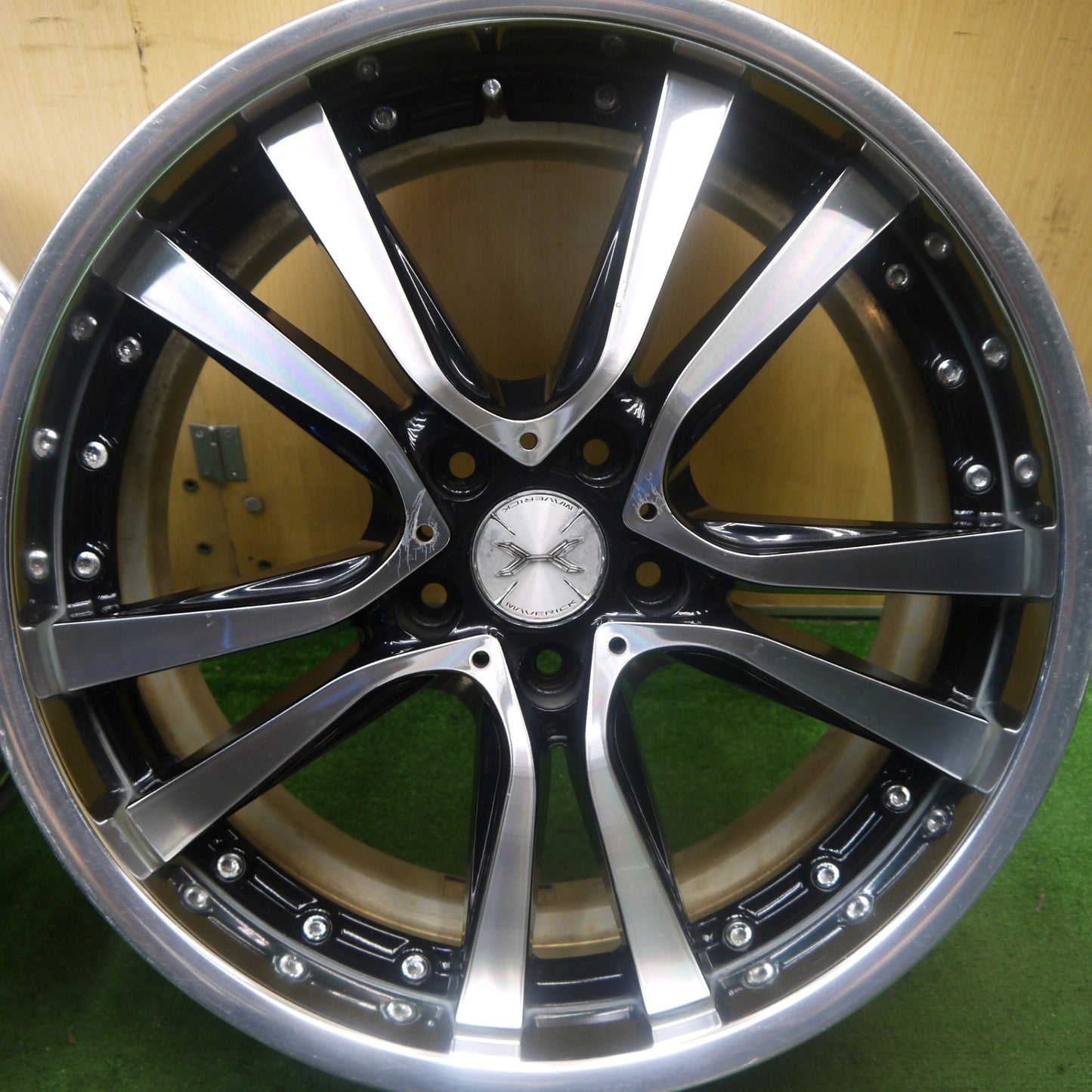 4本価格★MAVERICK マーベリック 405S CURL フランジ 19インチ ホイール 19×8J PCD114.3/5H★5090801Hホ