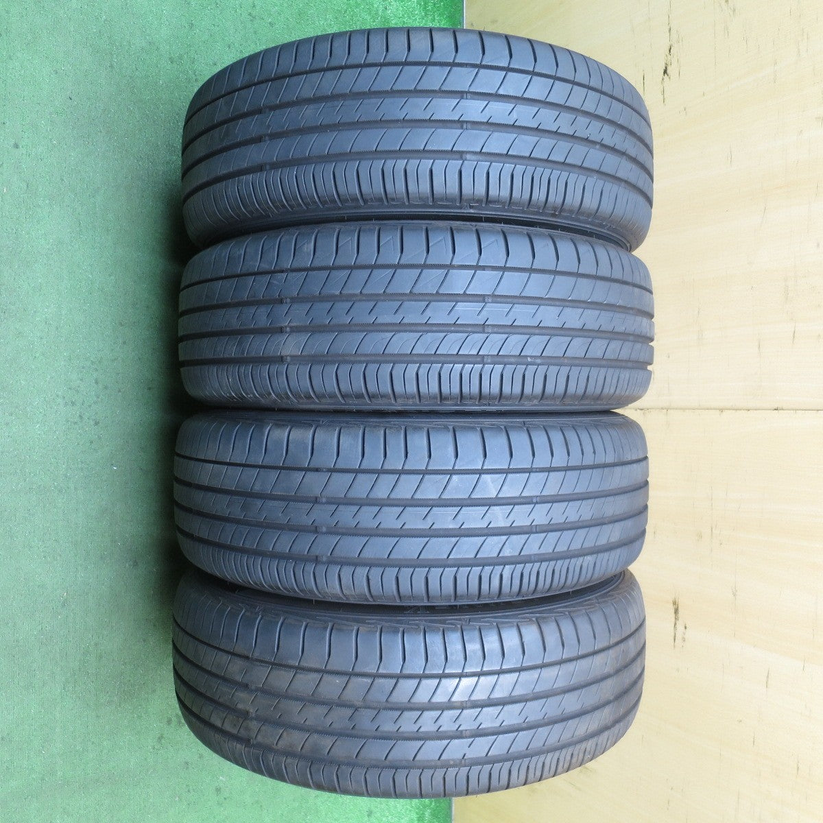 バリ溝!23年!キレイ!9.5分★トヨタ 80系 ノア ヴォクシー 純正 205/60R16 ダンロップ LE MANS V+ ルマン5+ 16インチ PCD114.3/5H★5081202NJノ