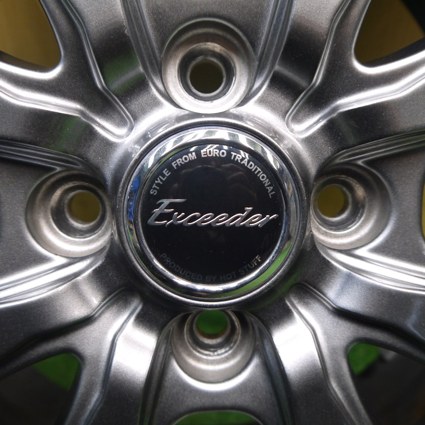 キレイ★スタッドレス 175/70R14 ブリヂストン ブリザック VRX Exceeder エクシーダー 14インチ PCD100/4H★5051904Hス