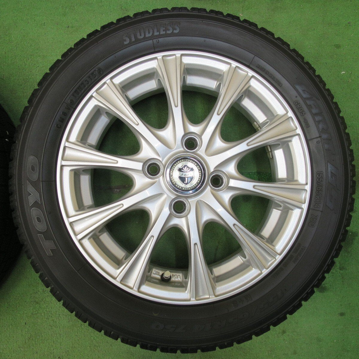 キレイ★スタッドレス 155/65R14 トーヨー ガリット G5 JOKER ジョーカー 14インチ PCD100/4H★5022410イス