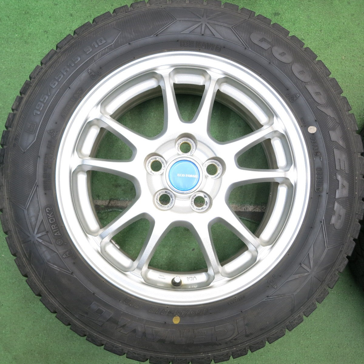 バリ溝!8.5分★プリウス 等 195/65R15 スタッドレス グッドイヤー アイスナビ6 ECO FORME エコフォルム 15インチ PCD100/5H★5081007HAス