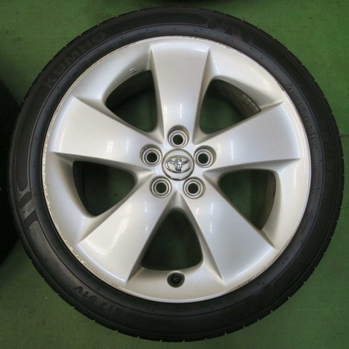 バリ溝!9.5分★トヨタ 30系 プリウス S G ツーリング 純正 215/45R17 クムホ ECO SENSE SE11 17インチ PCD100/5H★5092916イノ