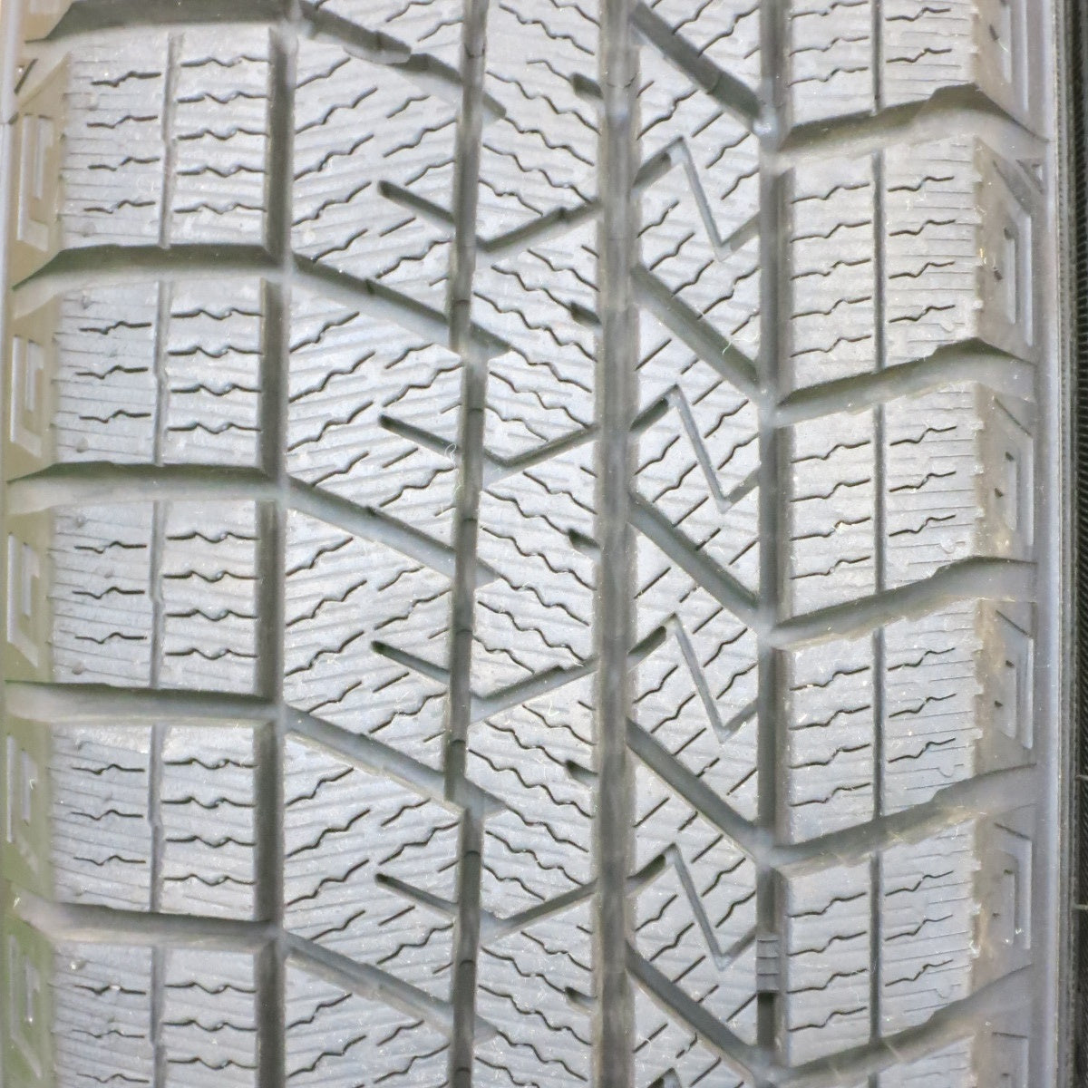 超バリ溝!21年!9.5分以上★スタッドレス 145/80R13 ダンロップ ウインターマックス03 WM03 タイヤ 13インチ N-BOX ワゴンR スペーシア 等★5042504TTスタ