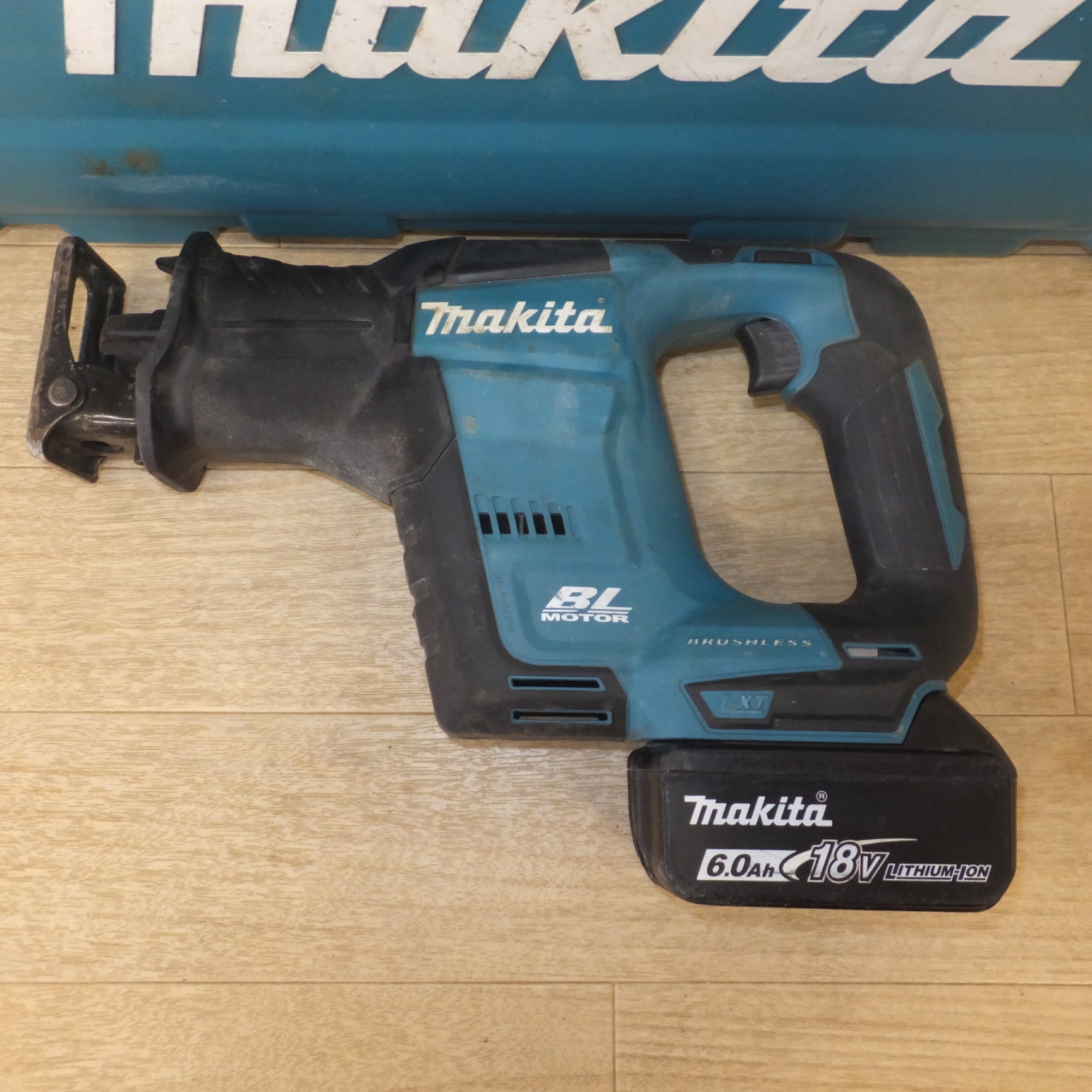 送料無料] ☆マキタ makita 充電式レシプロソー JR188DRG 18V バッテリ 
