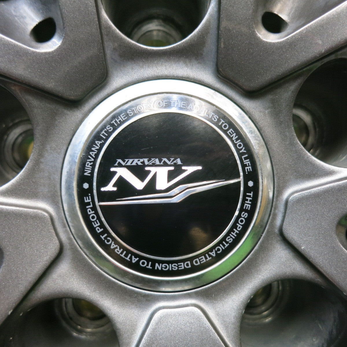 キレイ★スタッドレス 205/55R16 ブリヂストン ブリザック VRX NIRVANA NV ニルヴァーナ ニルバーナ 16インチ PCD114.3/5H★5081902HAス