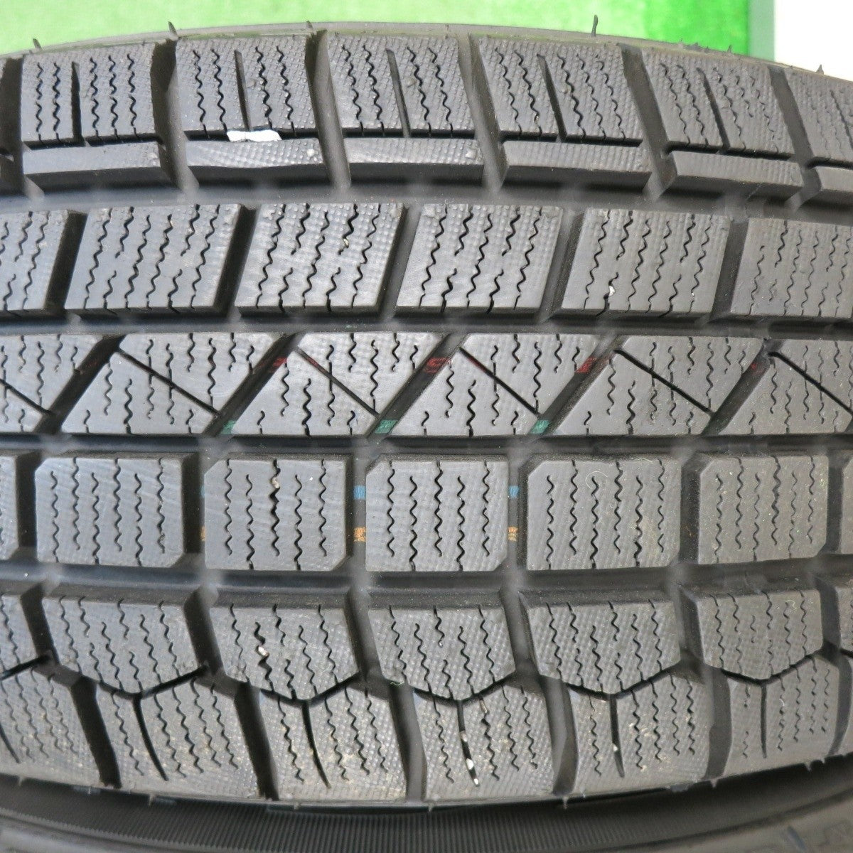 バリ溝!22年!9.5分以上★プリウス等 195/65R15 スタッドレス ケンダ KR36 アイステック ネオ MANARAY SPORT マナレイ 15インチ PCD100/5H★4121604TNス