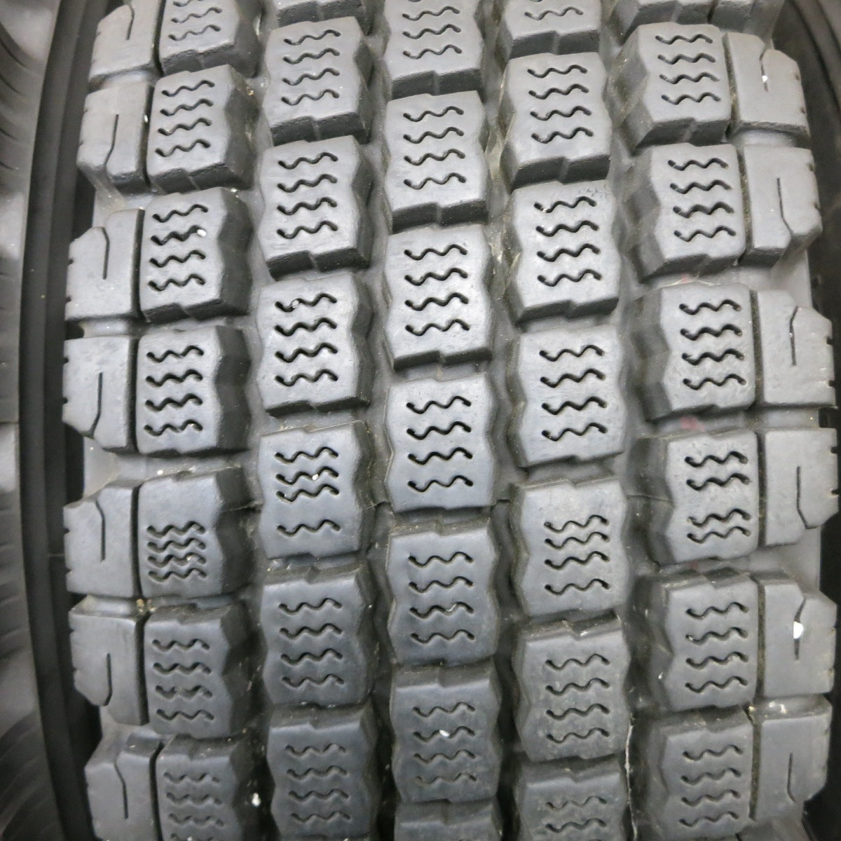 バリ溝!22年!9.5分★トラック 245/80R17.5 133/131J スタッドレス ブリヂストン W910 TOPY スチール 17.5インチ 135-12CSP PCD222.25/6H★5060306ナス