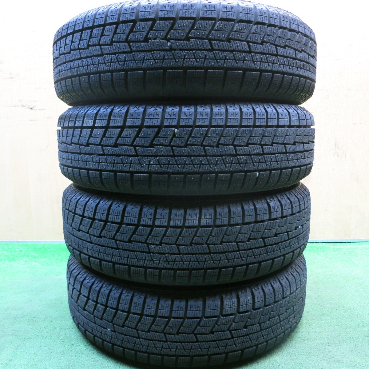 タイヤほぼ未使用!24年!キレイ★スタッドレス 155/65R14 ヨコハマ アイスガード iG60 Exsteer エクスター 14インチ PCD100/4H★5070108HAス