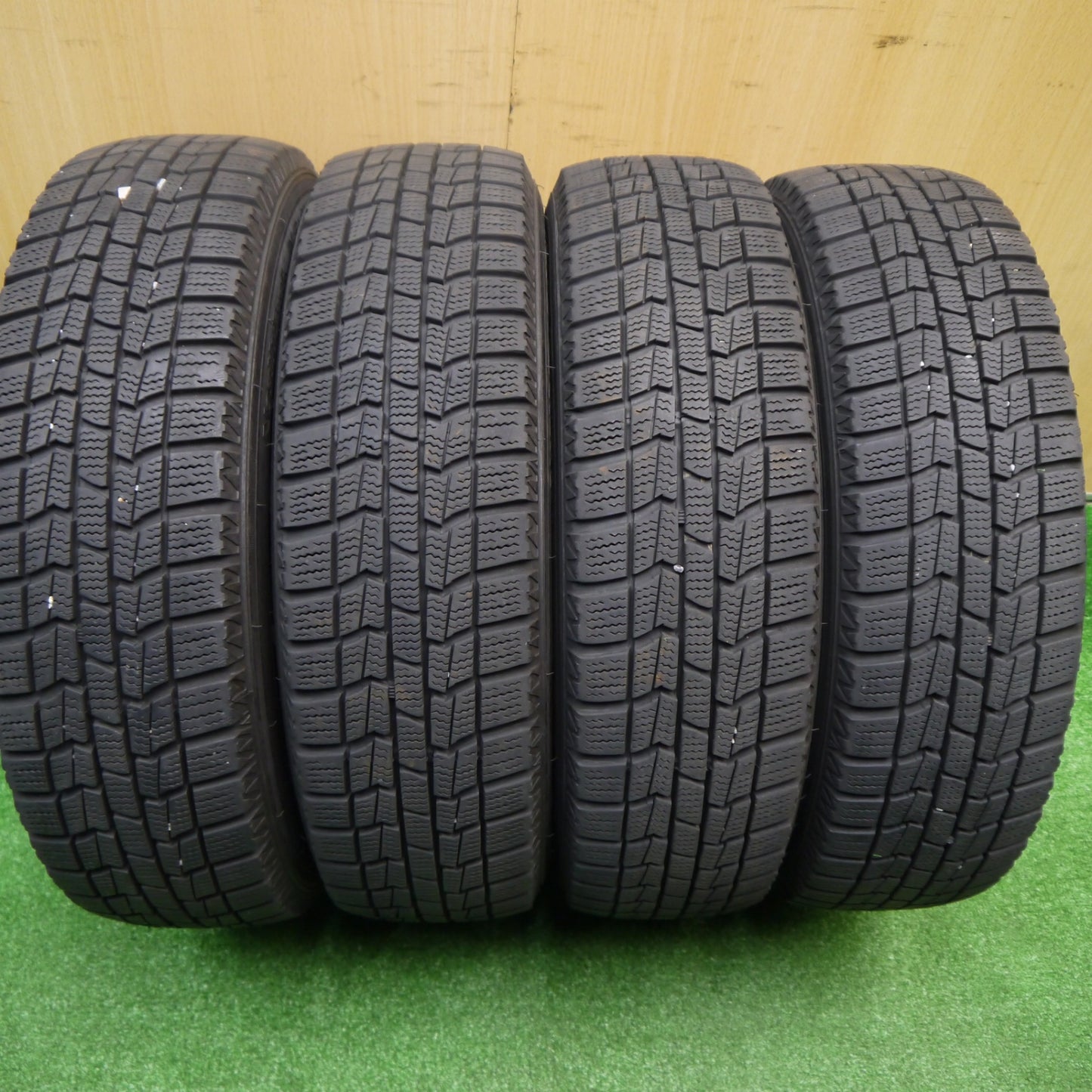 バリ溝!キレイ!9.5分★スタッドレス 155/65R14 オートバックス ノーストレック N3i SCHNEIDER シュナイダー 14インチ PCD100/4H★5102408Hス