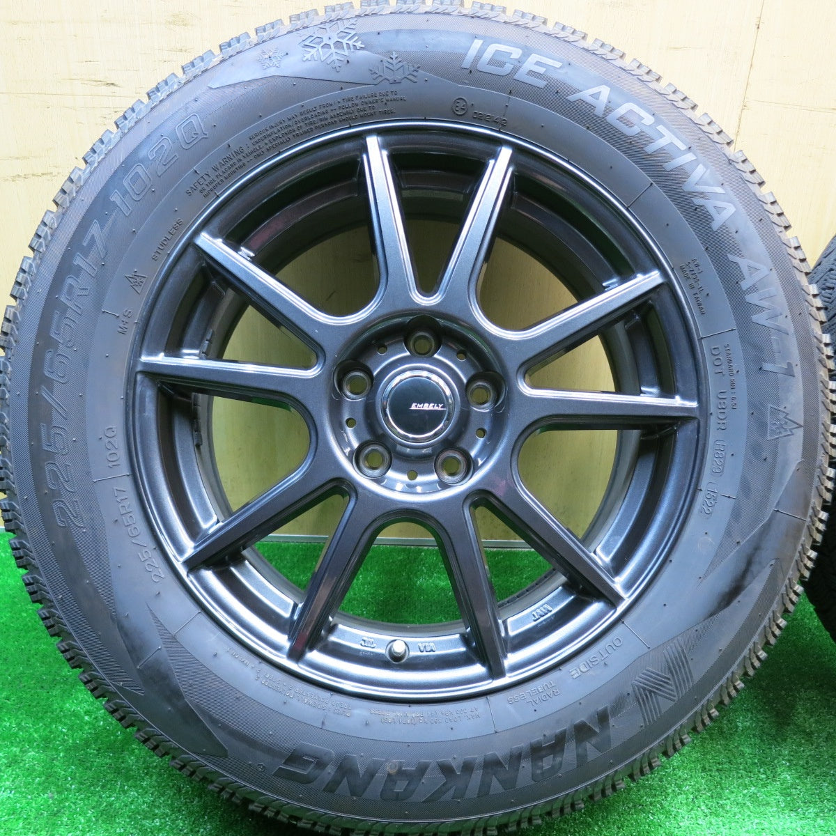 バリ溝!22年!キレイ!9.5分★スタッドレス 225/65R17 ナンカン アイス アクティバ AW-1 EMBELY 17インチ PCD114.3/5H★5101205HAス