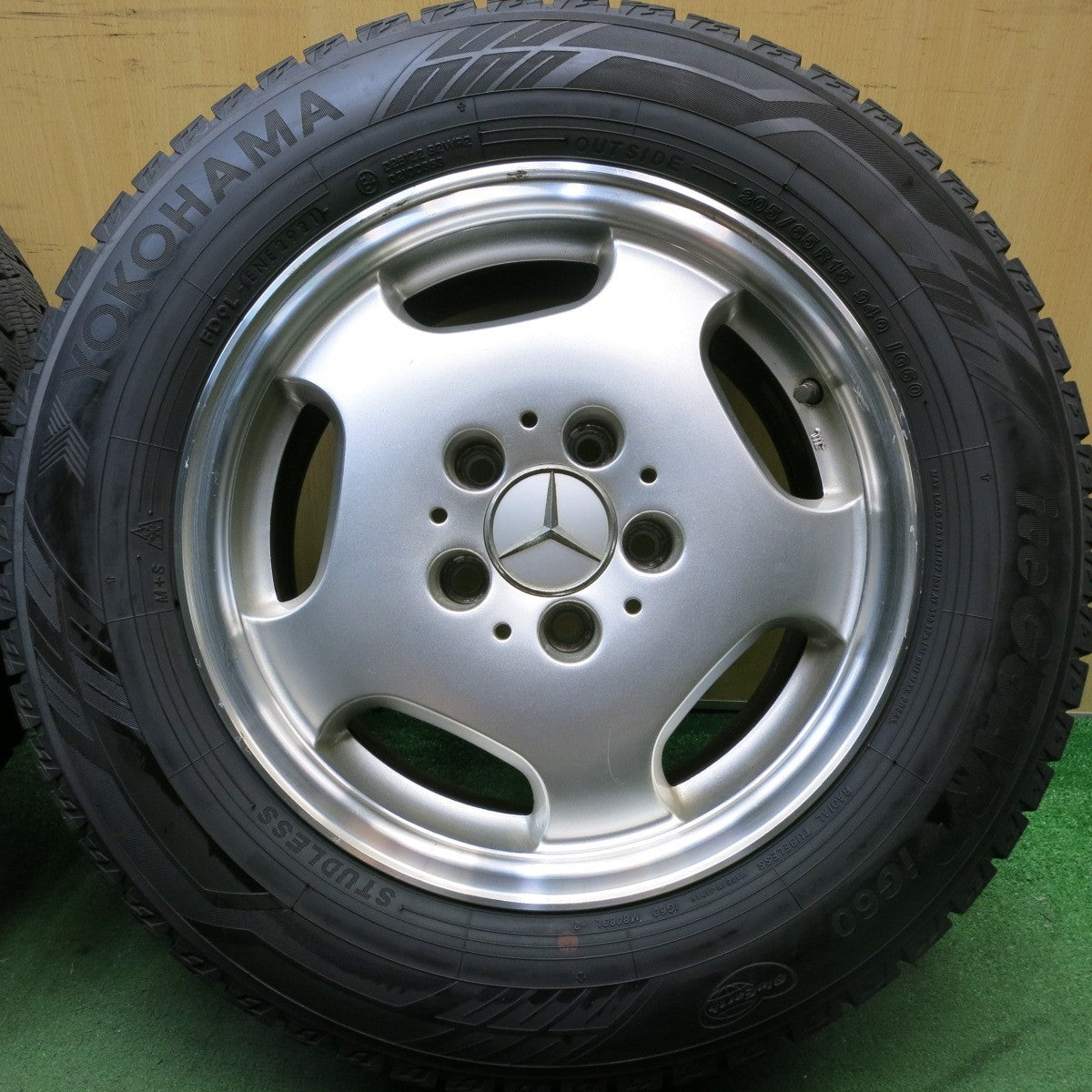 バリ溝!21年!9.5分★ベンツ 純正 タイプ 205/65R15 スタッドレス ヨコハマ アイスガード iG60 社外 アルミ 15インチ PCD112/5H★5092710HAス