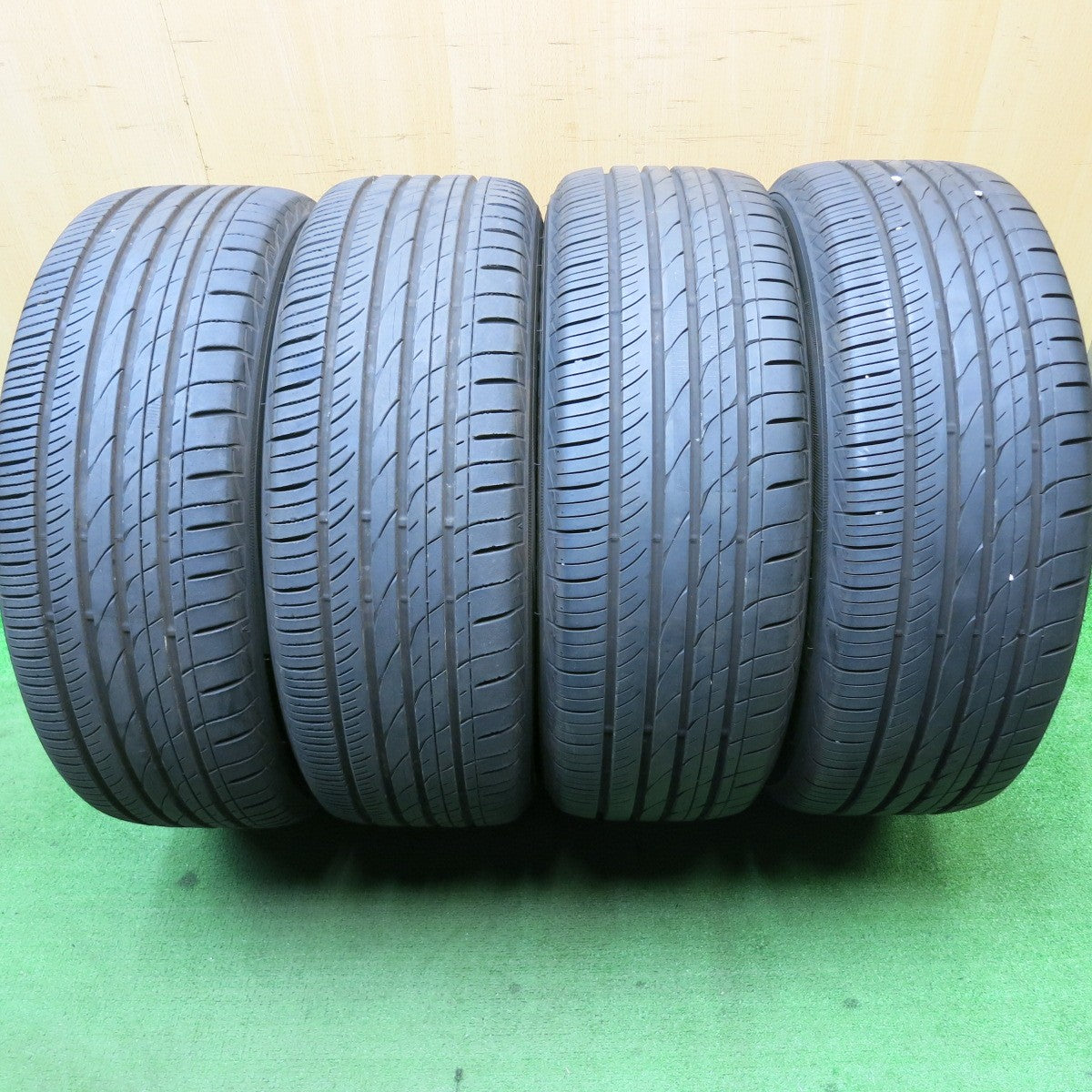 超バリ溝!23年!9.5分以上★三菱 アウトランダー 純正 225/55R18 トーヨー プロクセス CL1 SUV 18インチ PCD114.3/5H★5051807HAノ