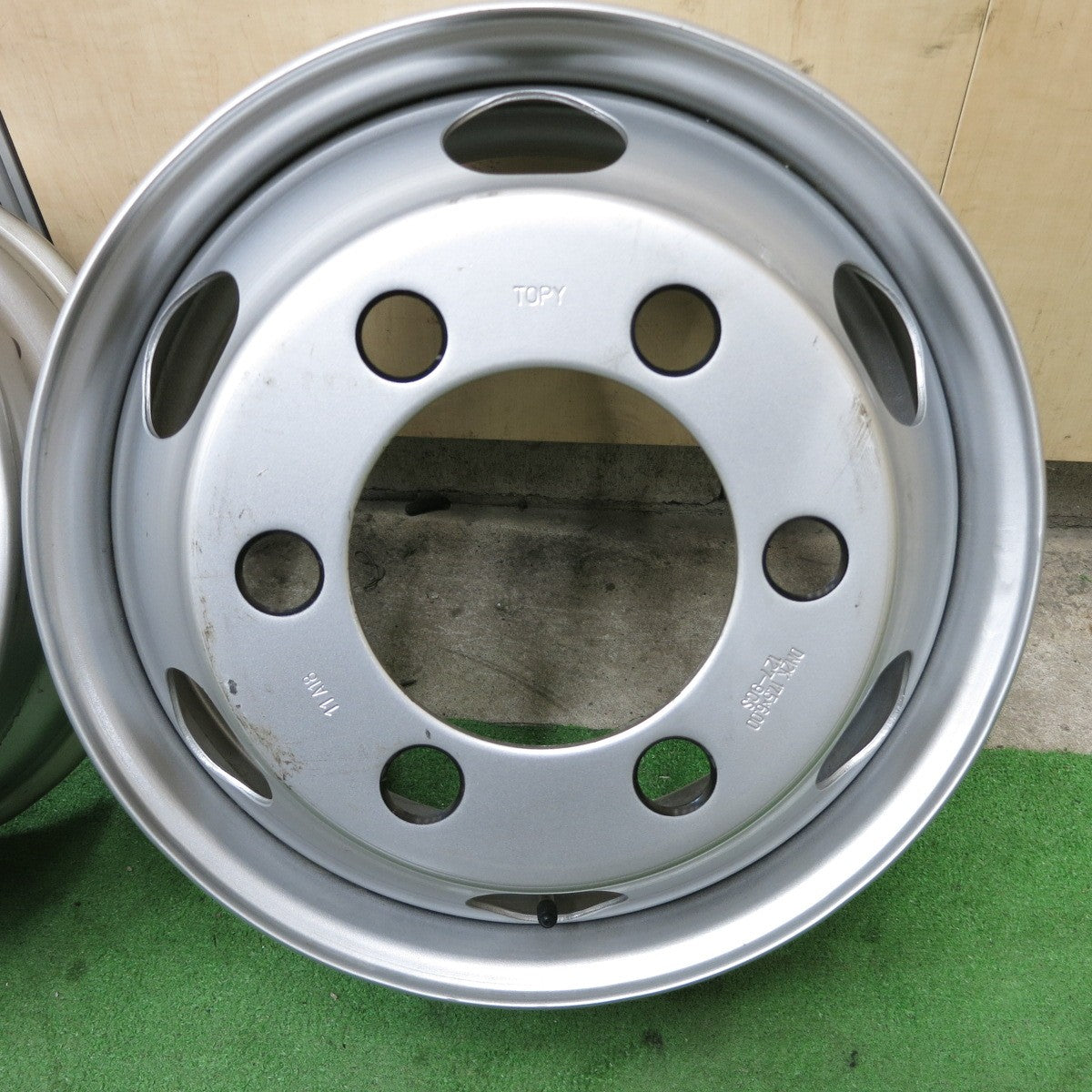新車外し!6本★トラック エルフ キャンター デュトロ 等 純正 TOPY DM2K スチール ホイール 127-9CS 17.5インチ PCD222.25/6H★5090101ナホ