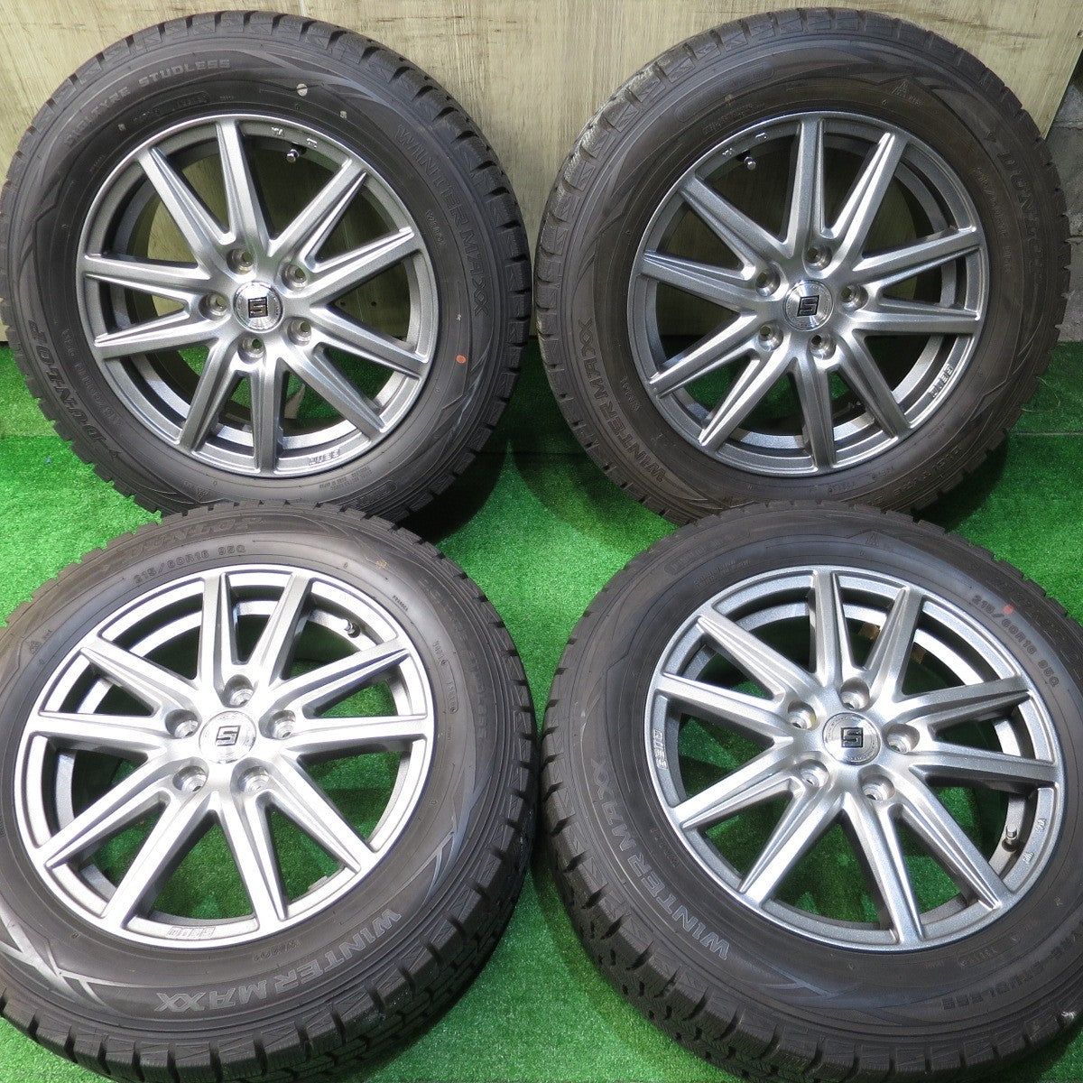 超バリ溝!キレイ!9.5分以上★スタッドレス 215/60R16 ダンロップ ウインターマックス WM01 SEIN ザイン 16インチ PCD114.3/5H★5052303NJス
