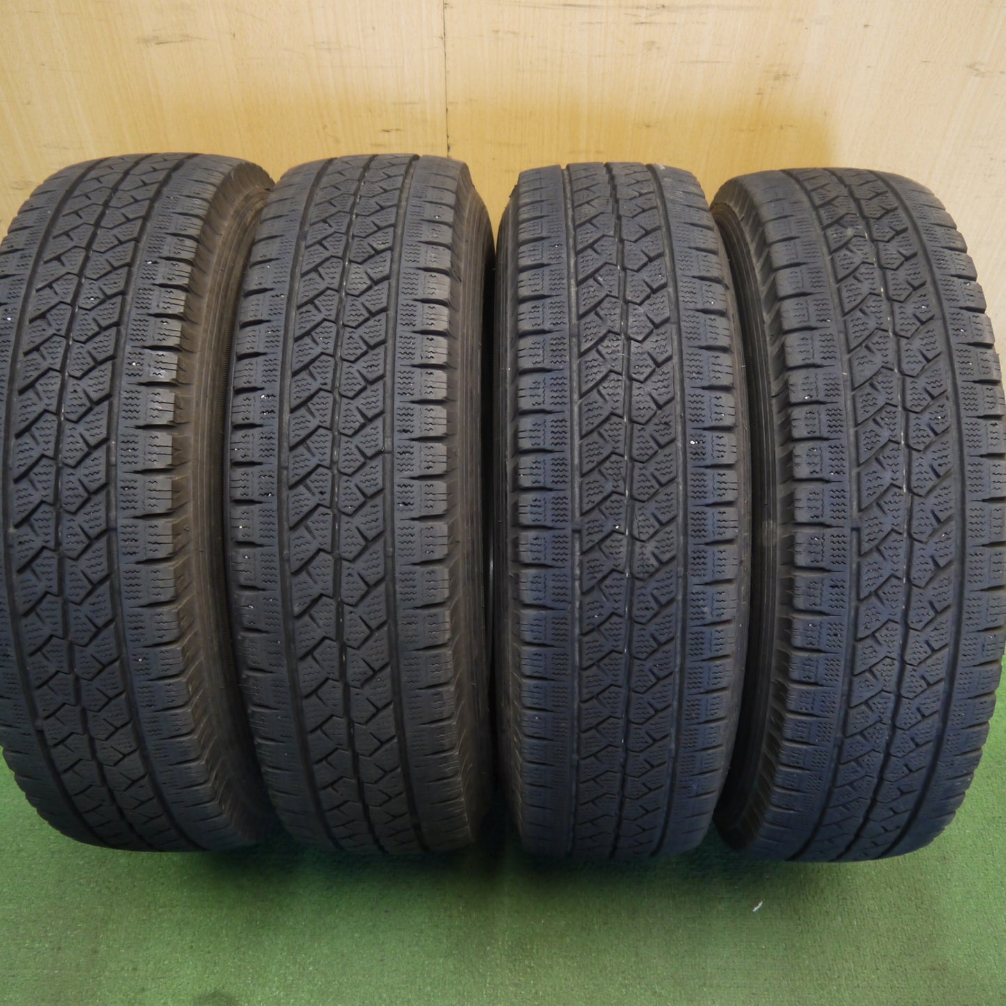キレイ◎スタッドレス 165R13 6PR ブリヂストン ブリザック VL1 CVW 社外 アルミ 13インチ PCD100/4H◎6072905Hス