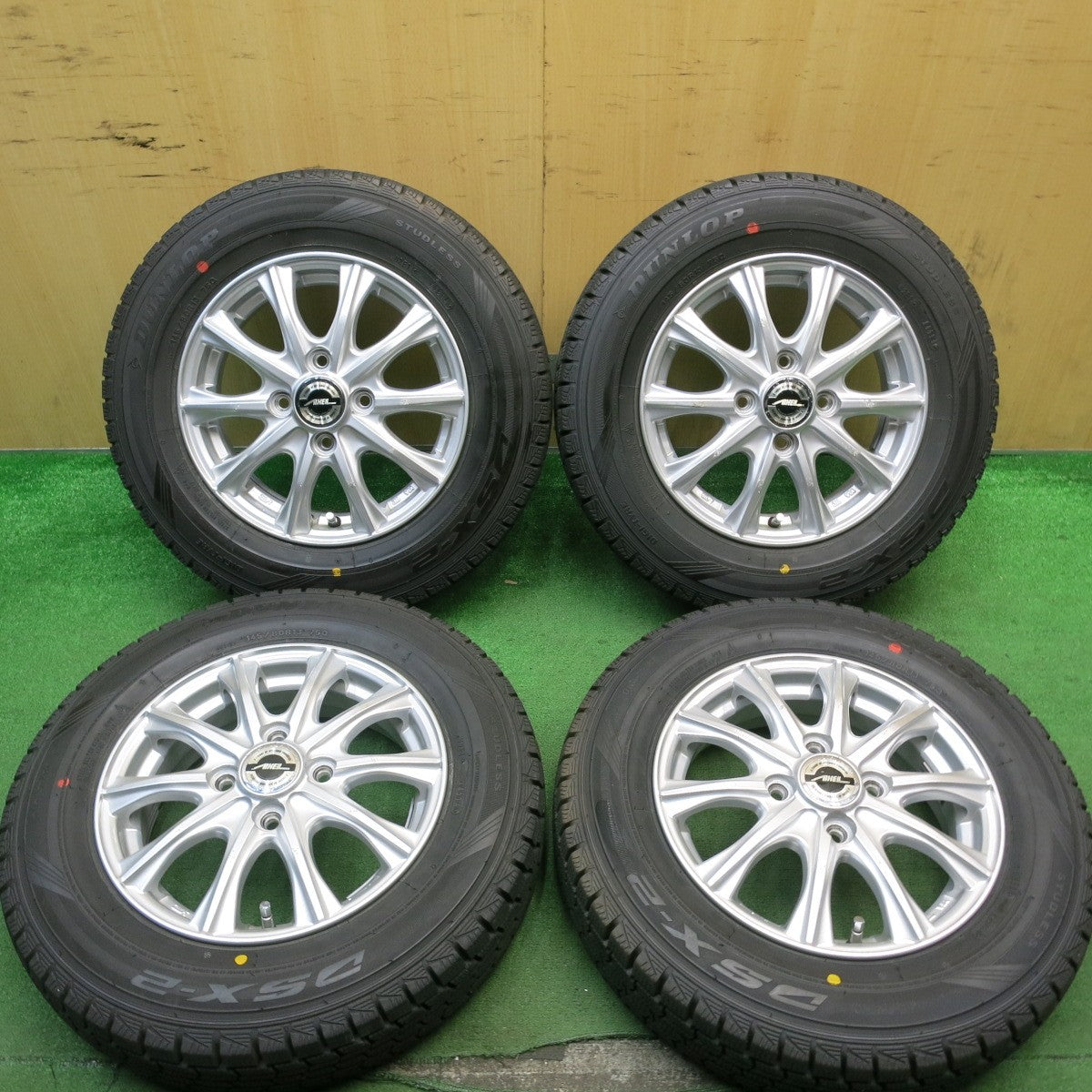 バリ溝!9.5分以上★スタッドレス 145/80R13 ダンロップ DSX-2 AXEL アクセル 13インチ PCD100/4H★5052106AKス