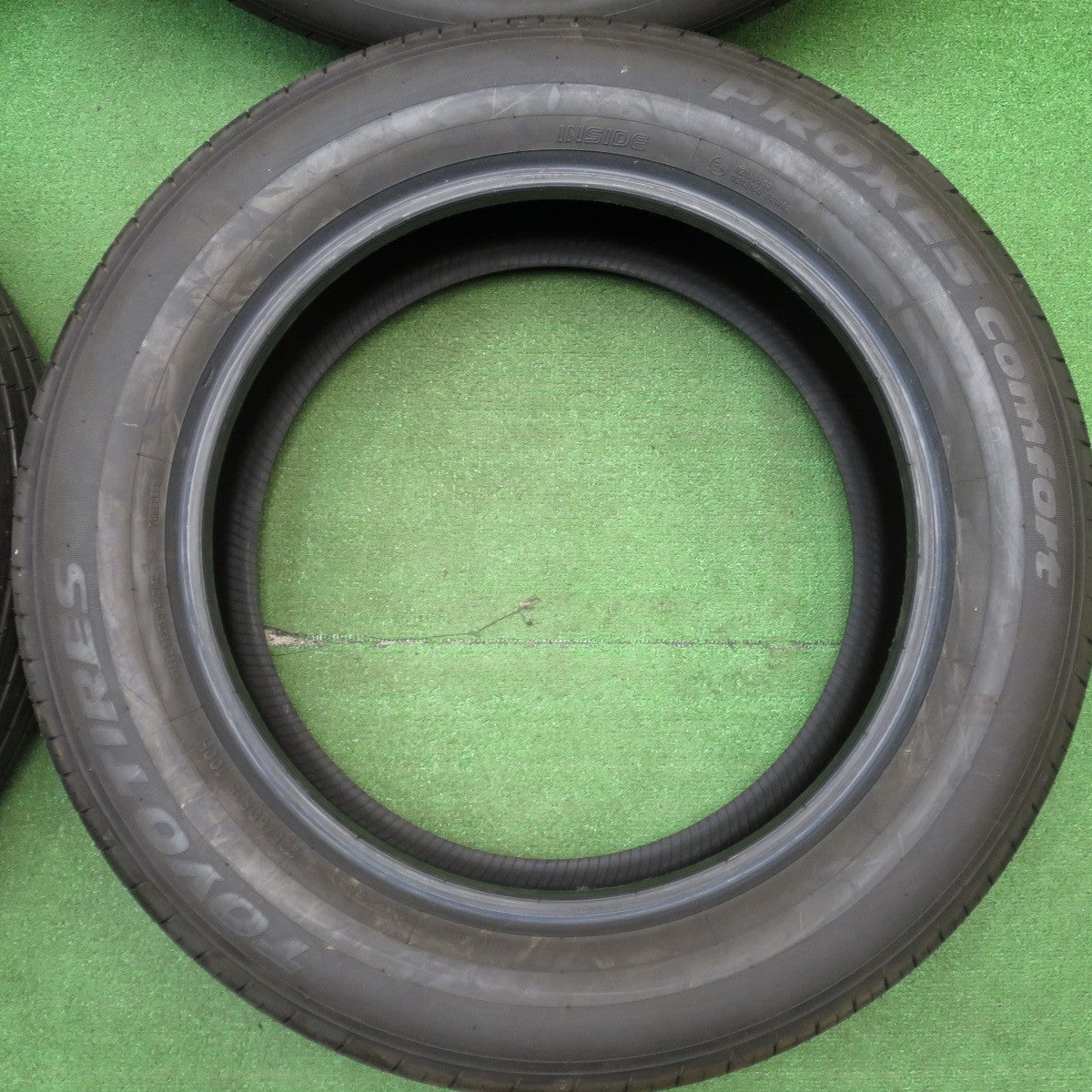 新車外し!24年★225/60R18 トーヨー プロクセス Comfort タイヤ 18インチ 40 アルファード ヴェルファイア ハリアー 等★5041602KKノタ