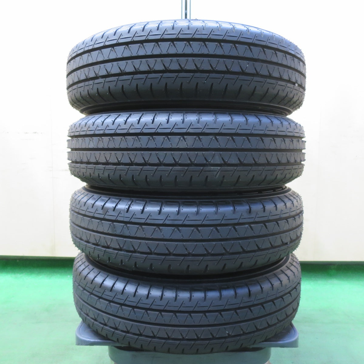 新車外し!25年★スズキ エブリイ バン 純正 スチール 145/80R12 80/78N ヨコハマ BluEarth-Van RY55 RY55D 12インチ PCD100/4H★5071103イノ