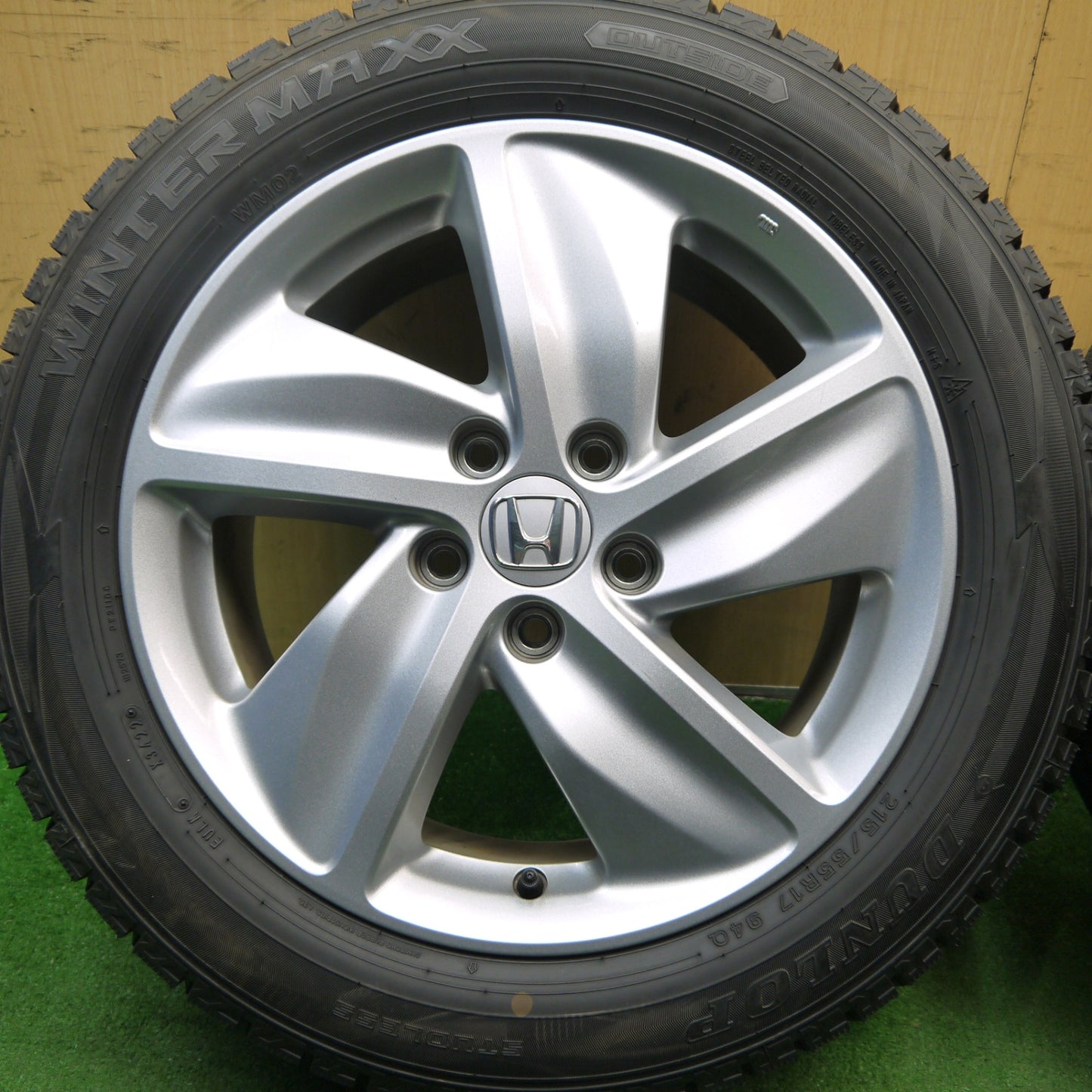 超バリ溝!22年!キレイ!ほぼ10分★ホンダ ヴェゼル 純正 215/55R17 スタッドレス ダンロップ ウインターマックス WM02 17インチ PCD114.3/5H★5041402Hス