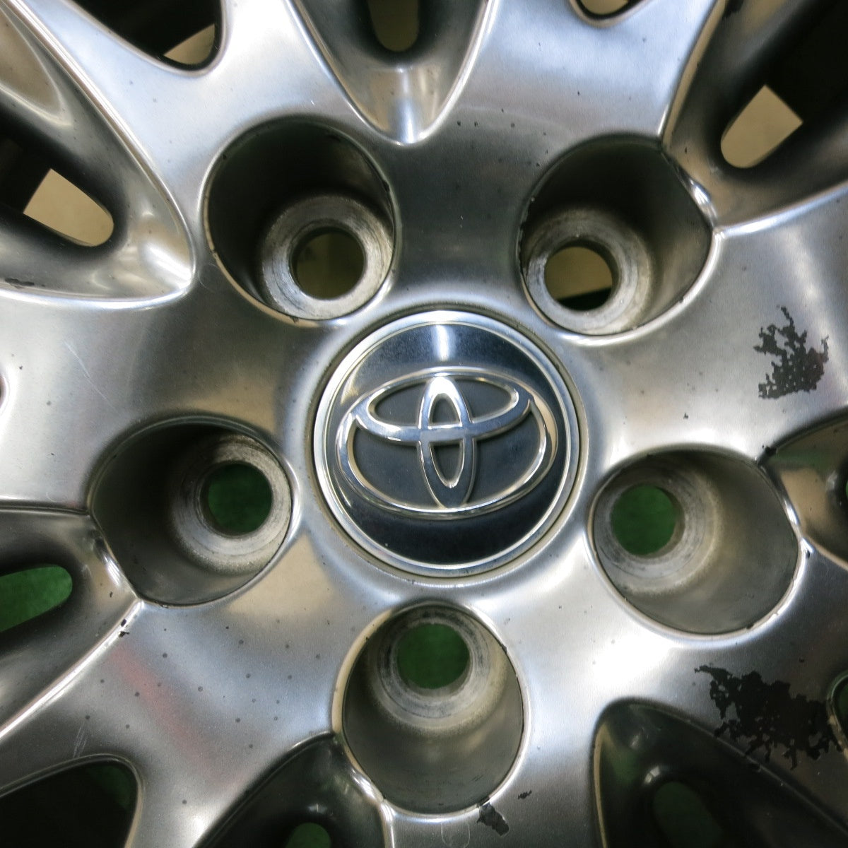 4本価格★トヨタ 60系 ハリアー 純正 ホイール 18インチ 18×7.5J PCD114.3/5H★5041807SYホ